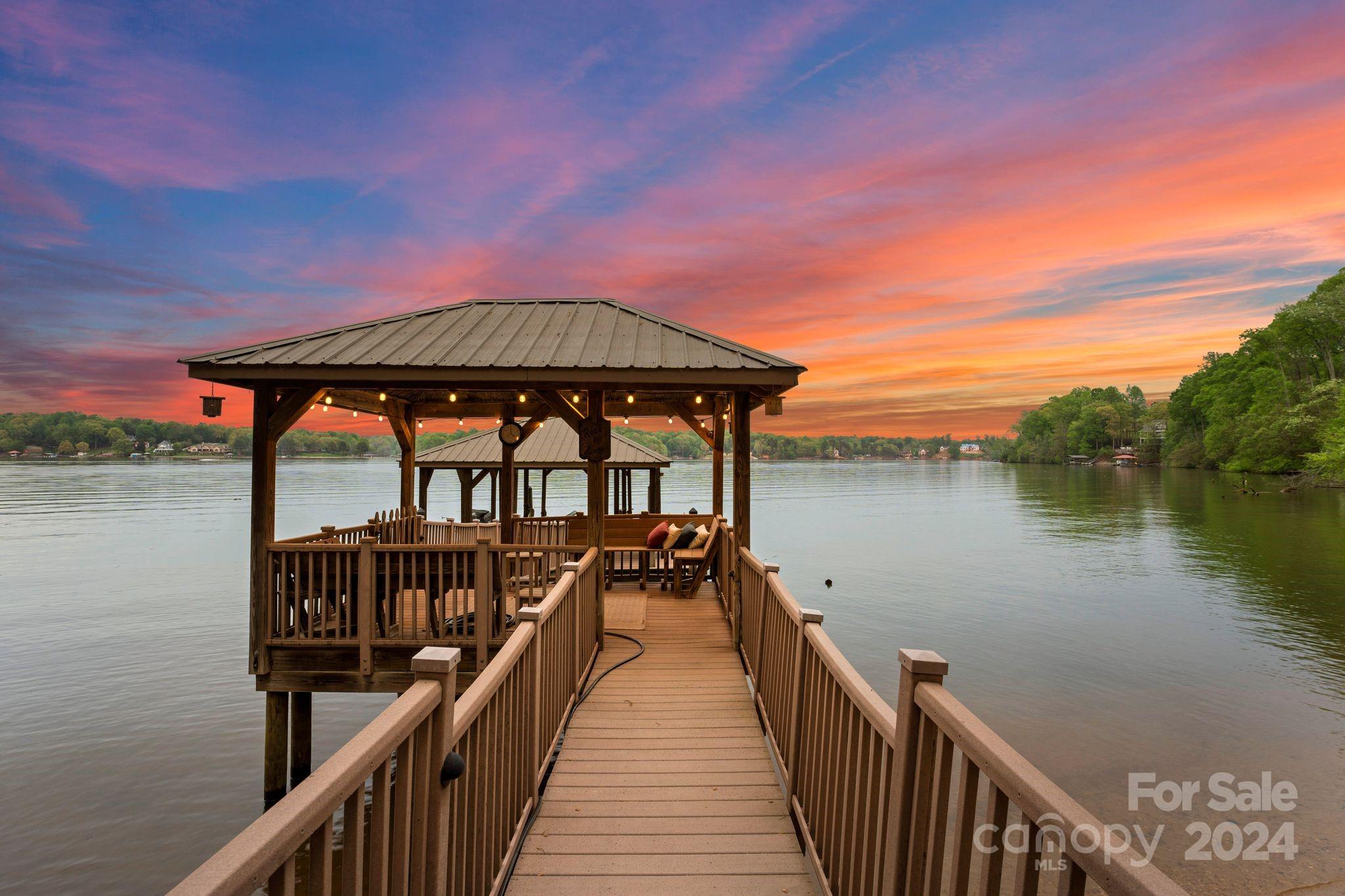 1304 Astoria Parkway