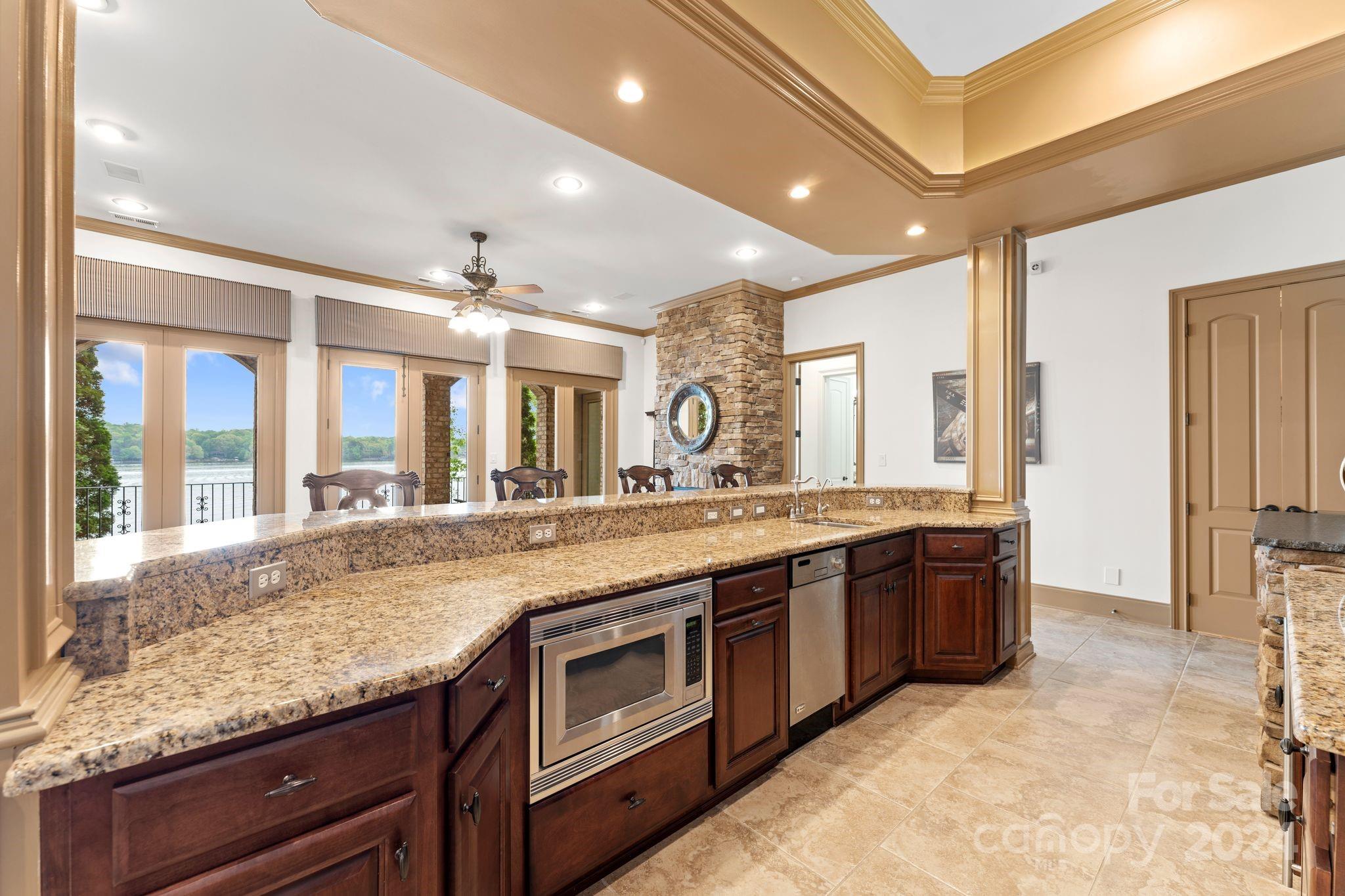 1304 Astoria Parkway