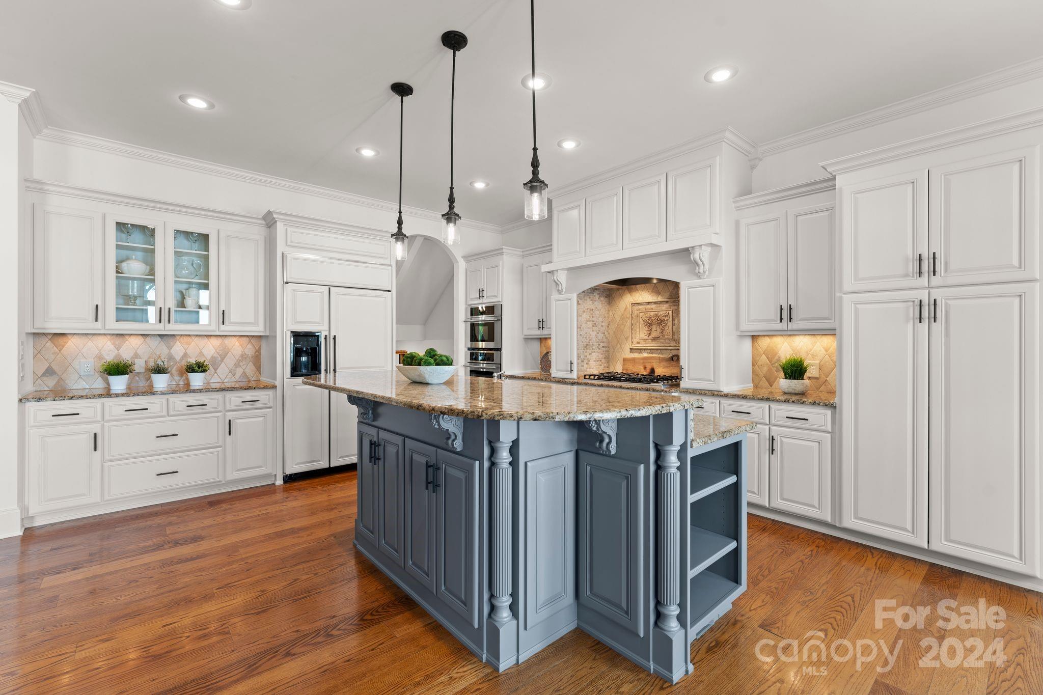 1304 Astoria Parkway