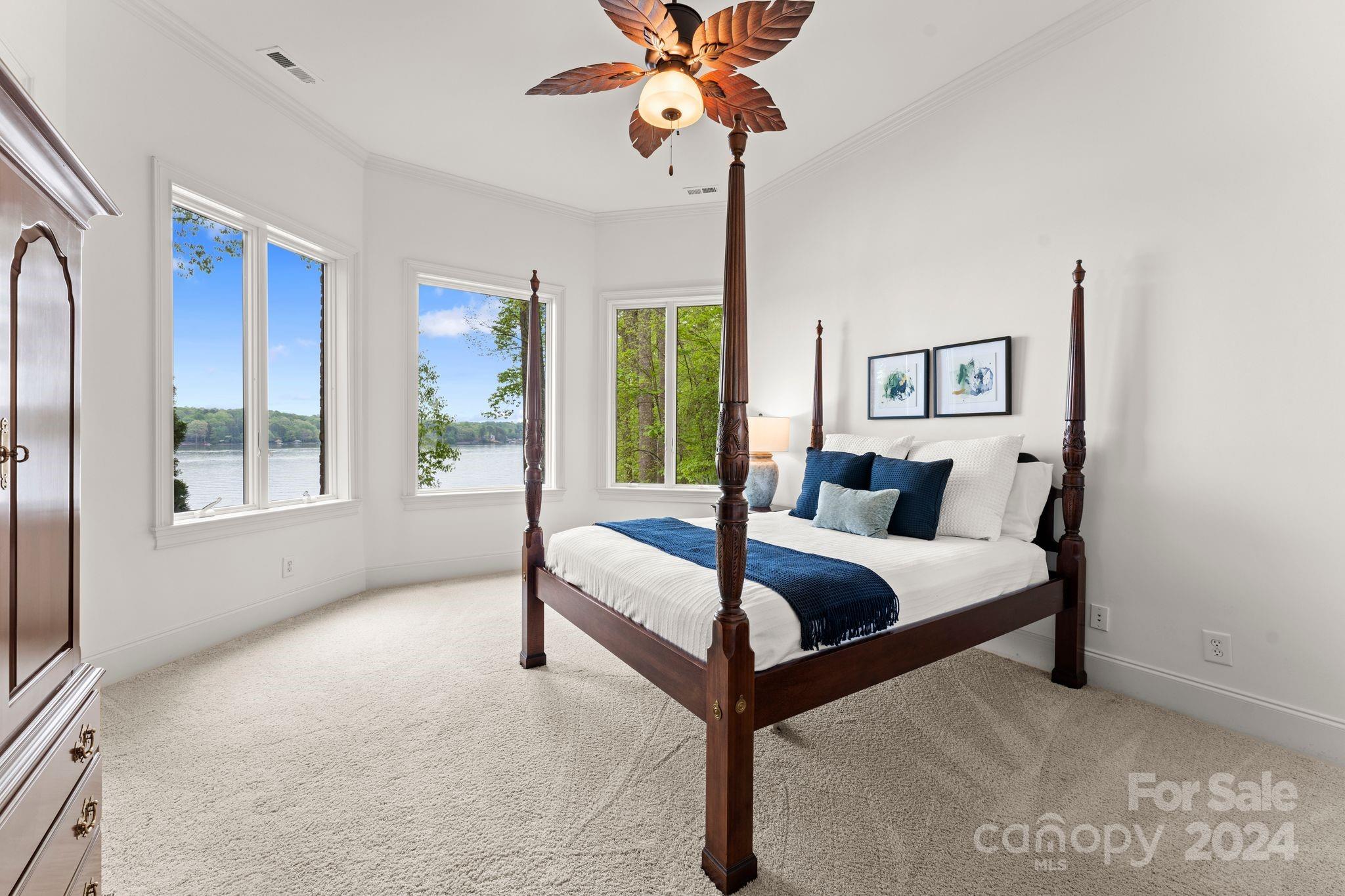 1304 Astoria Parkway