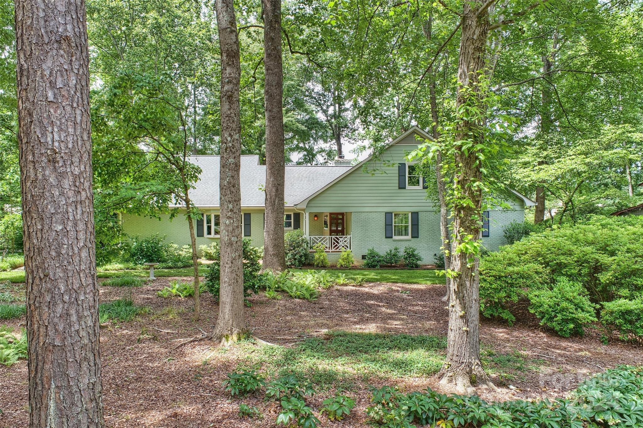 548 Pine Road