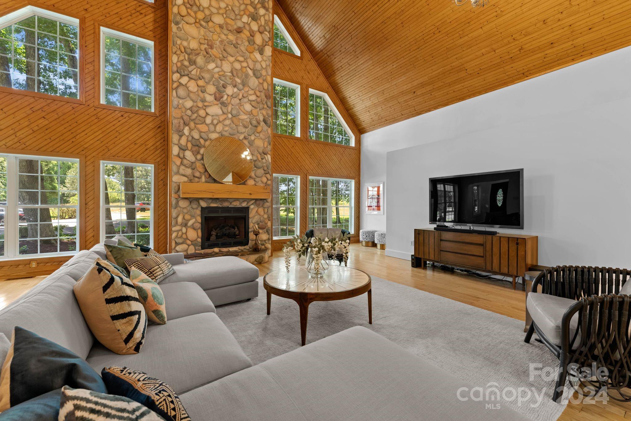 613 Perry Road