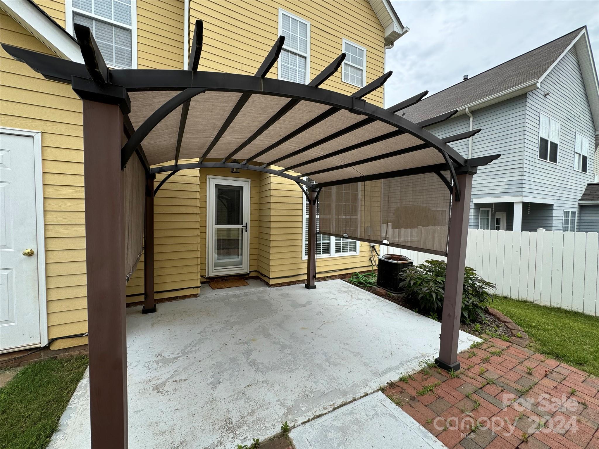 112 E Decatur Avenue