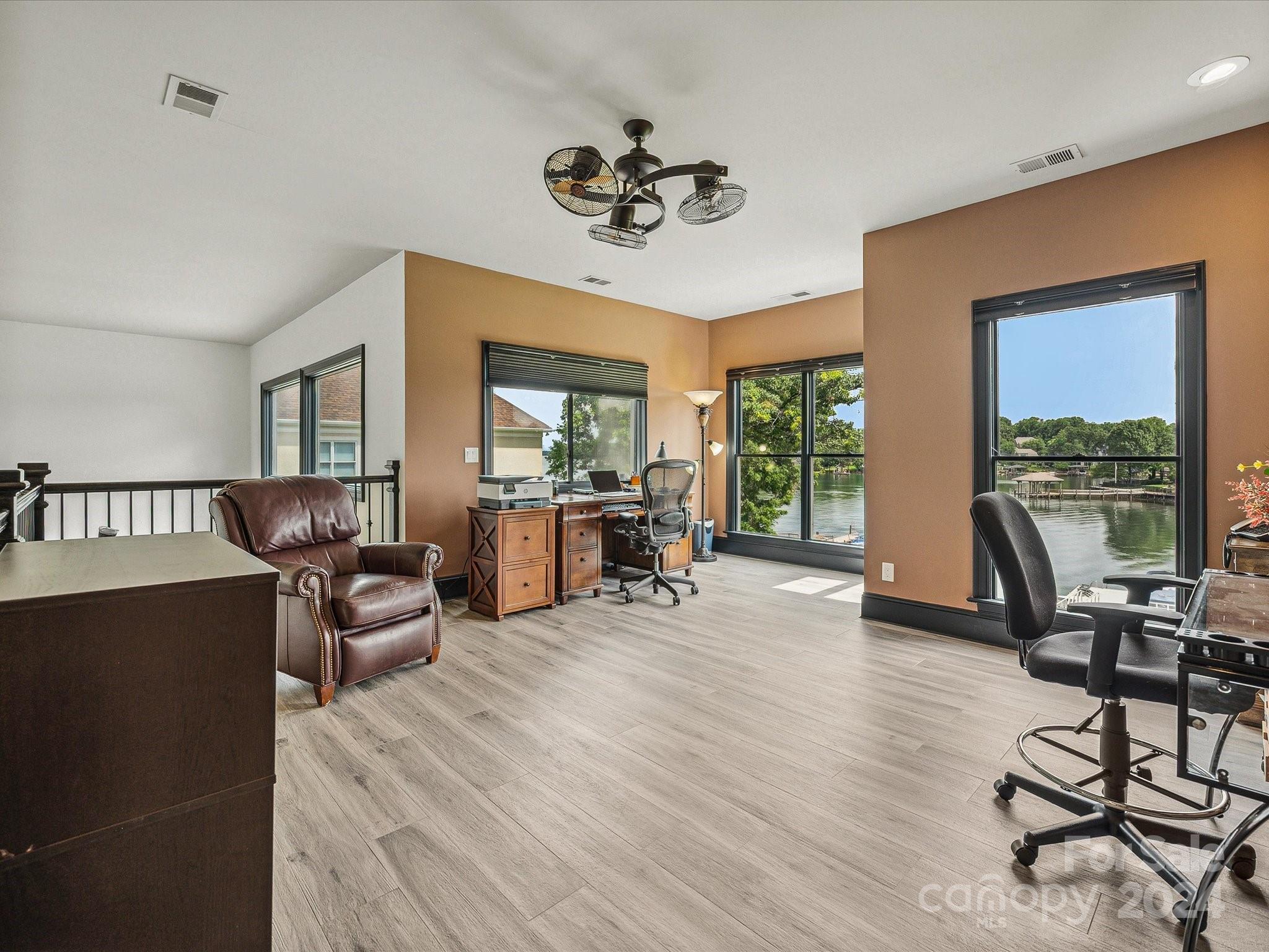 17709 Spinnakers Reach Drive