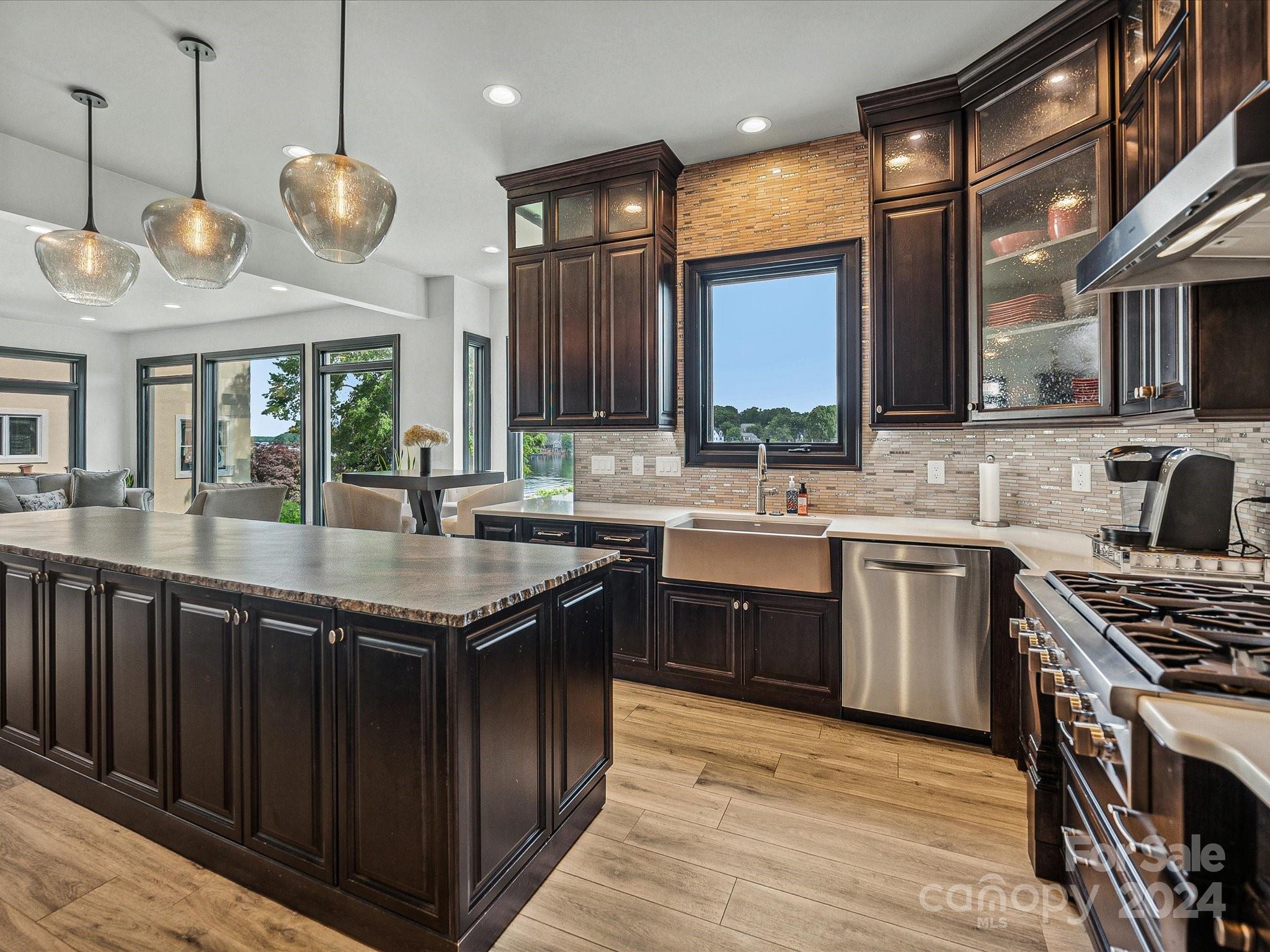 17709 Spinnakers Reach Drive