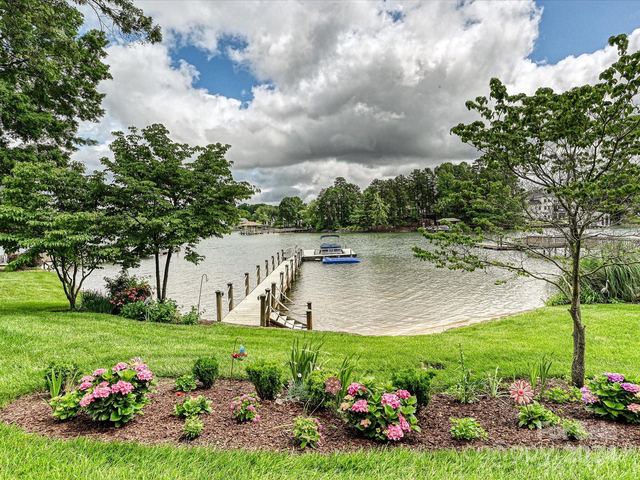 17709 Spinnakers Reach Drive