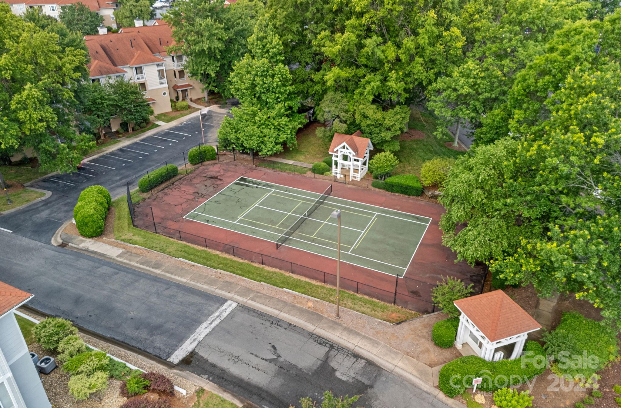 18009 Kings Point Drive Unit: R