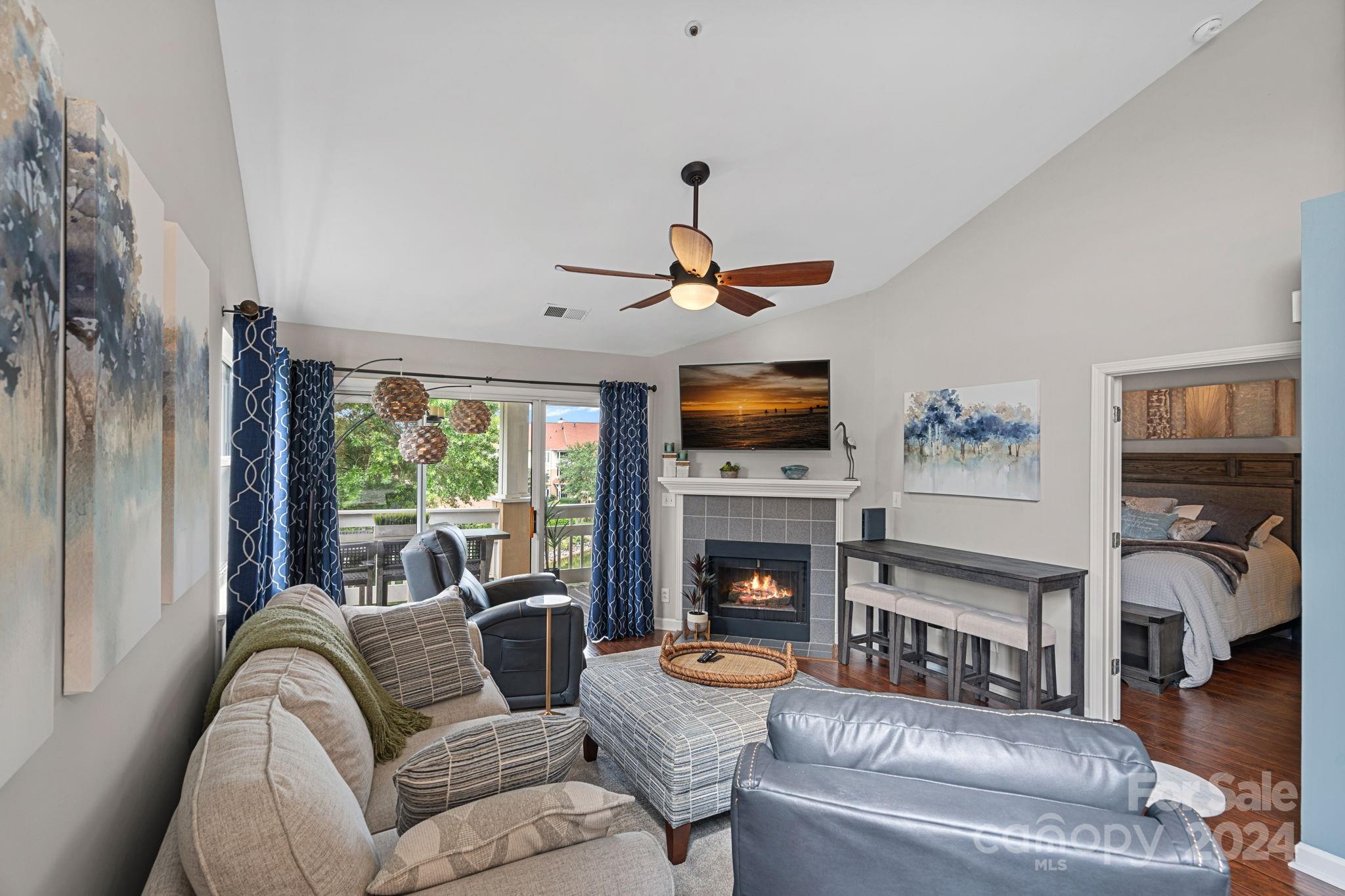 18009 Kings Point Drive Unit: R