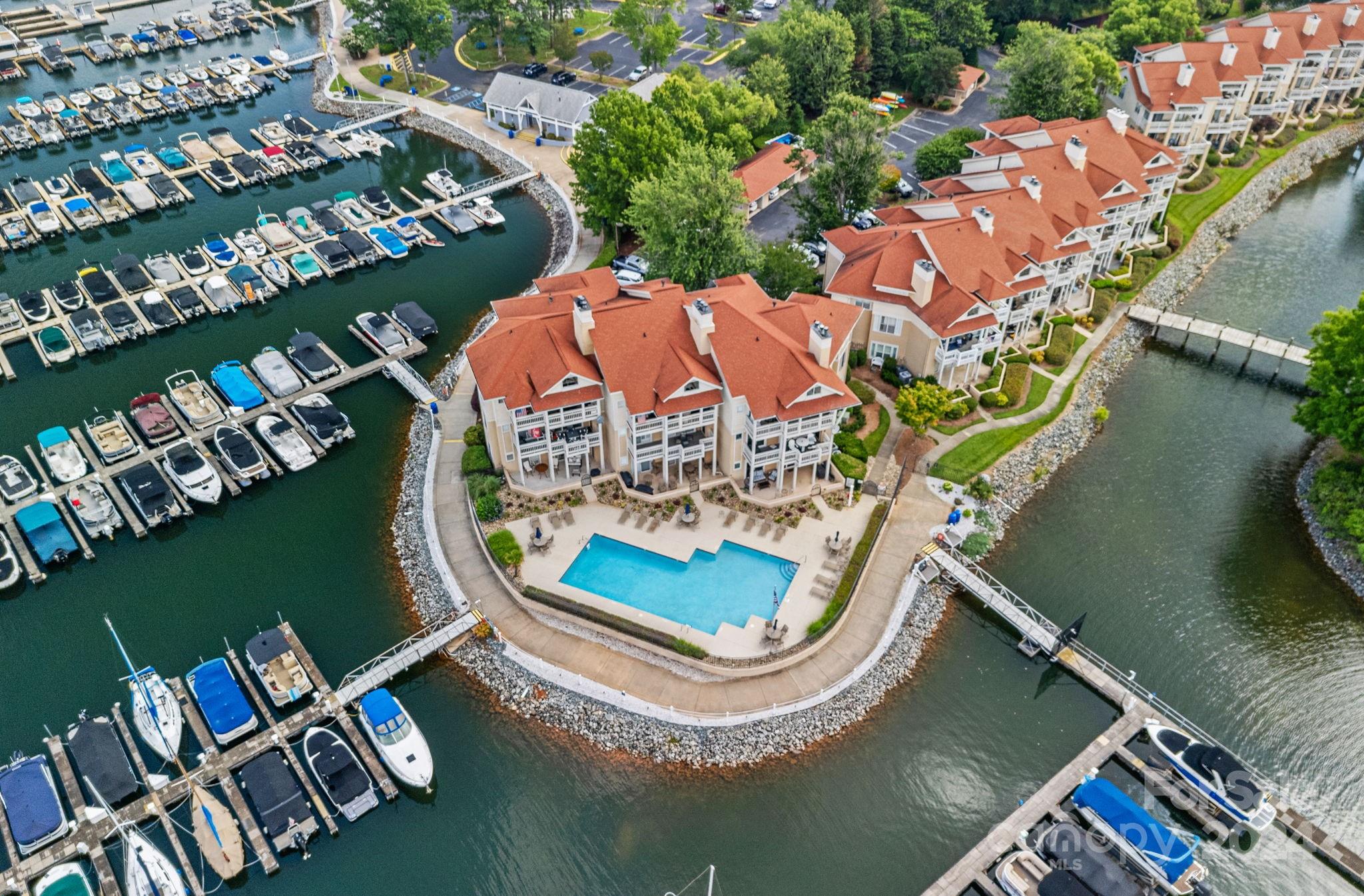 18009 Kings Point Drive Unit: R