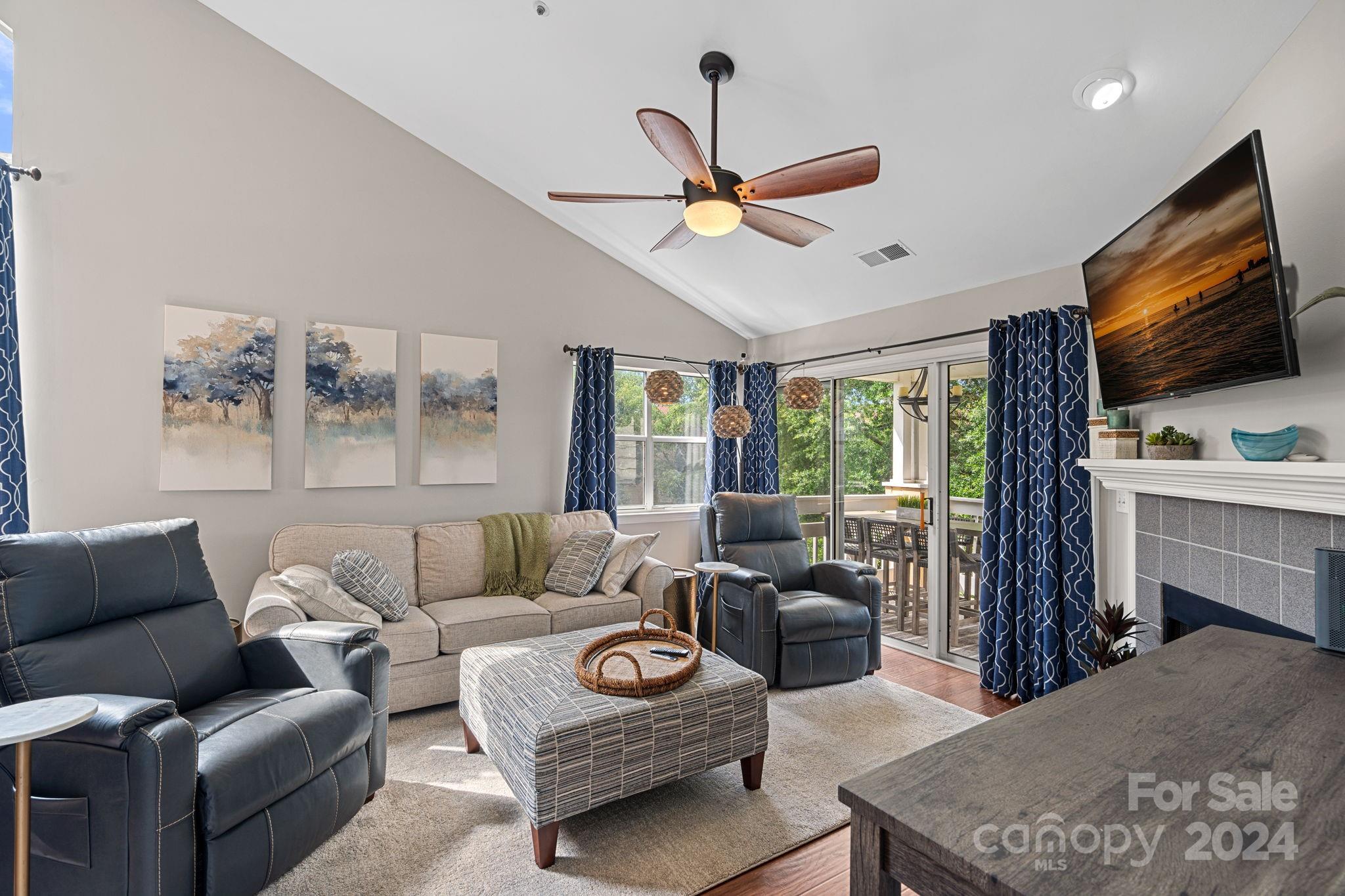 18009 Kings Point Drive Unit: R