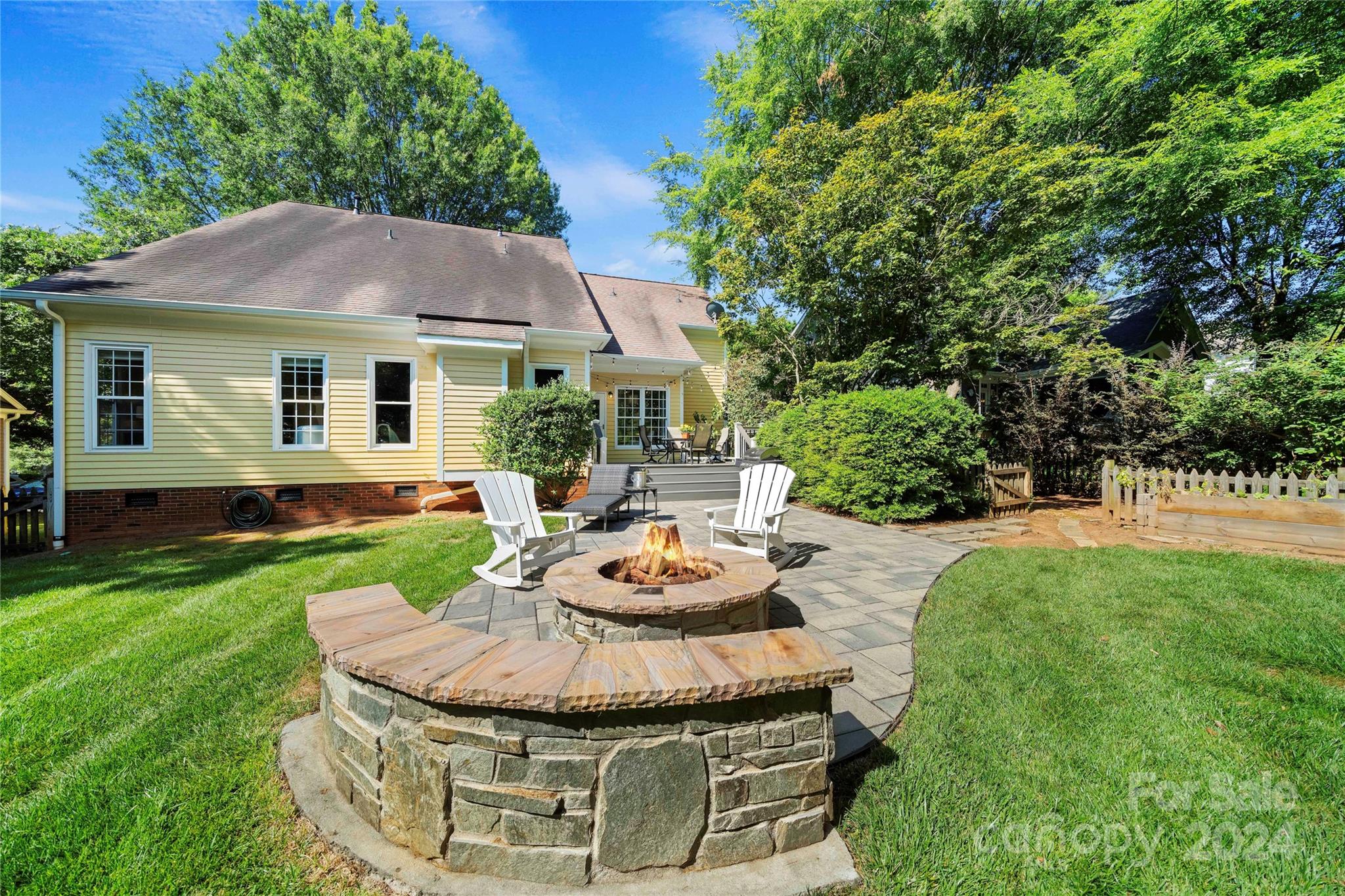 8411 Sandowne Lane