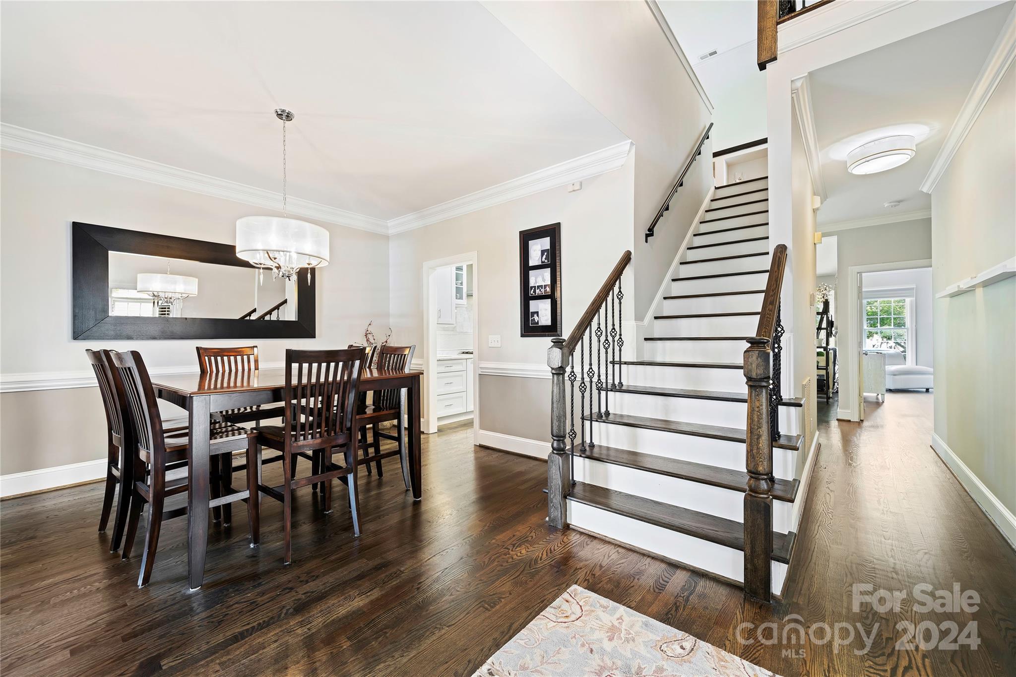 8411 Sandowne Lane