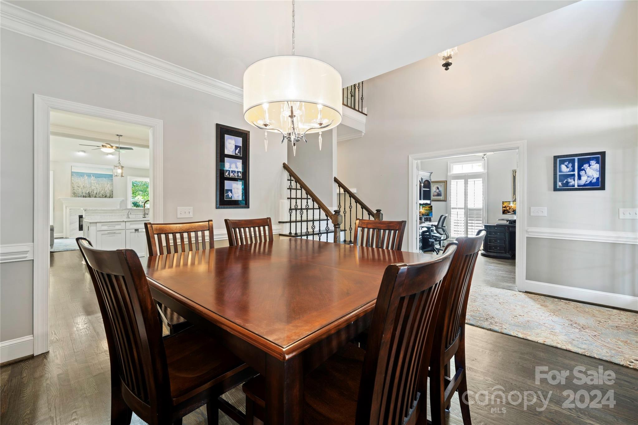 8411 Sandowne Lane