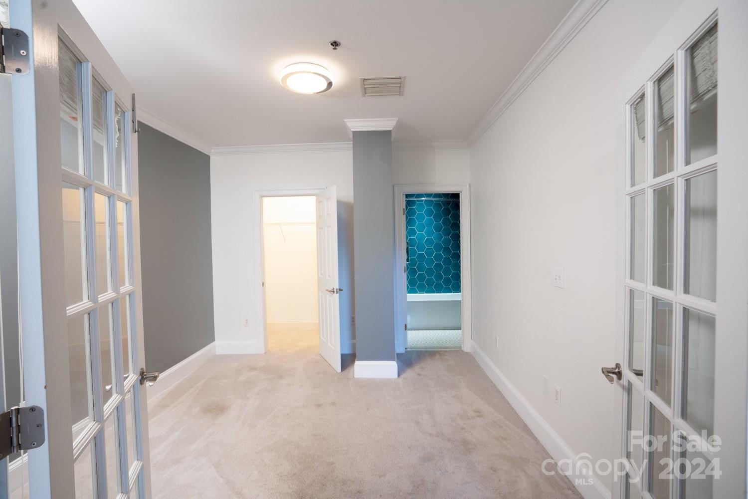 127 N Tryon Street Unit: 309