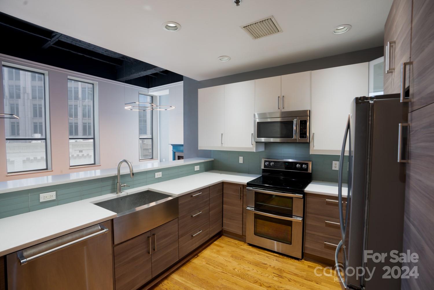 127 N Tryon Street Unit: 309