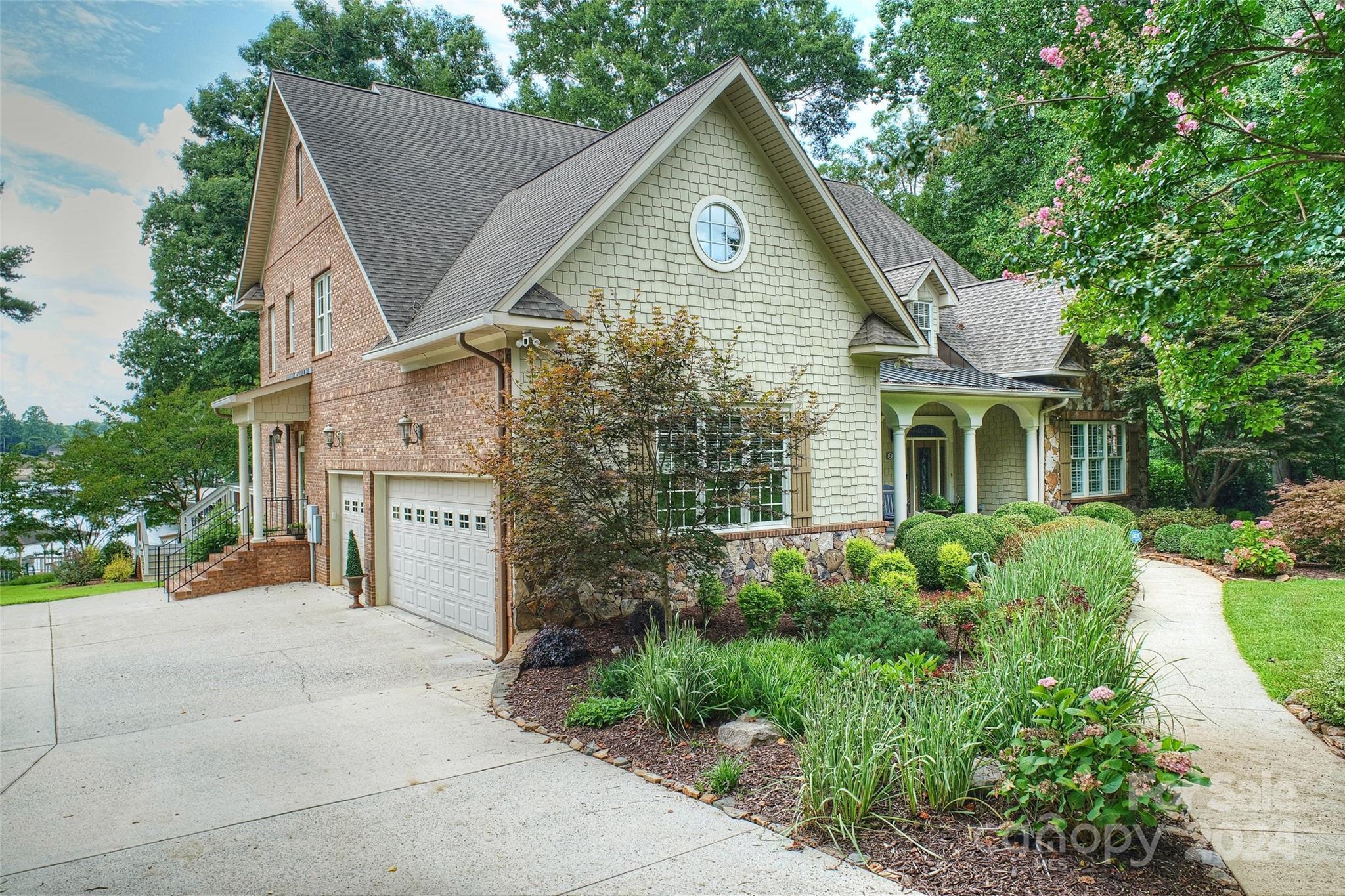 327 Doolie Road
