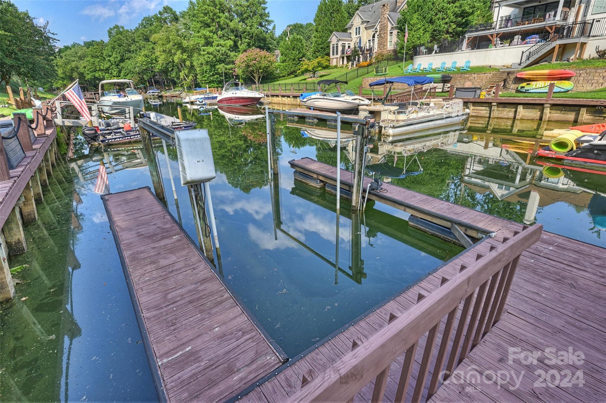 21420 Blakely Shores Drive