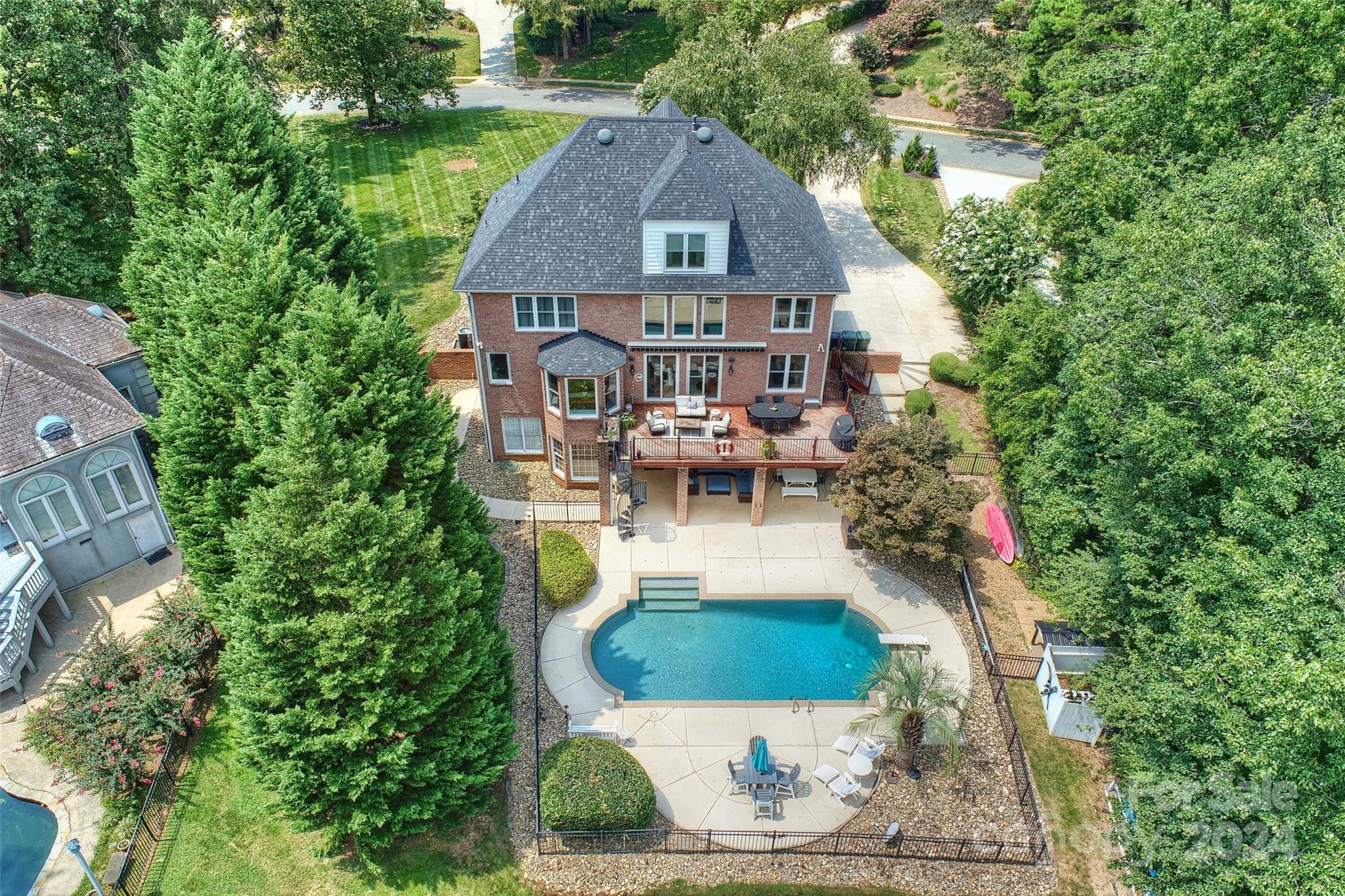 21420 Blakely Shores Drive