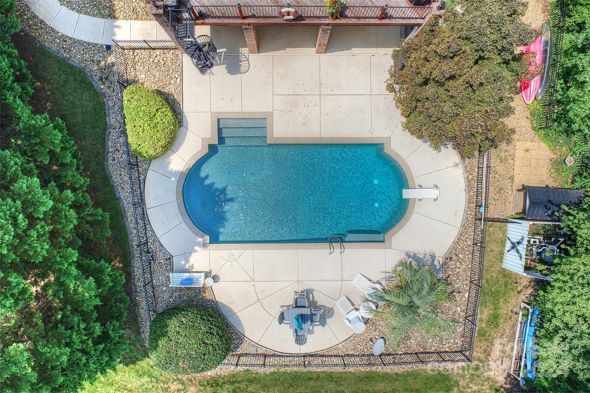 21420 Blakely Shores Drive