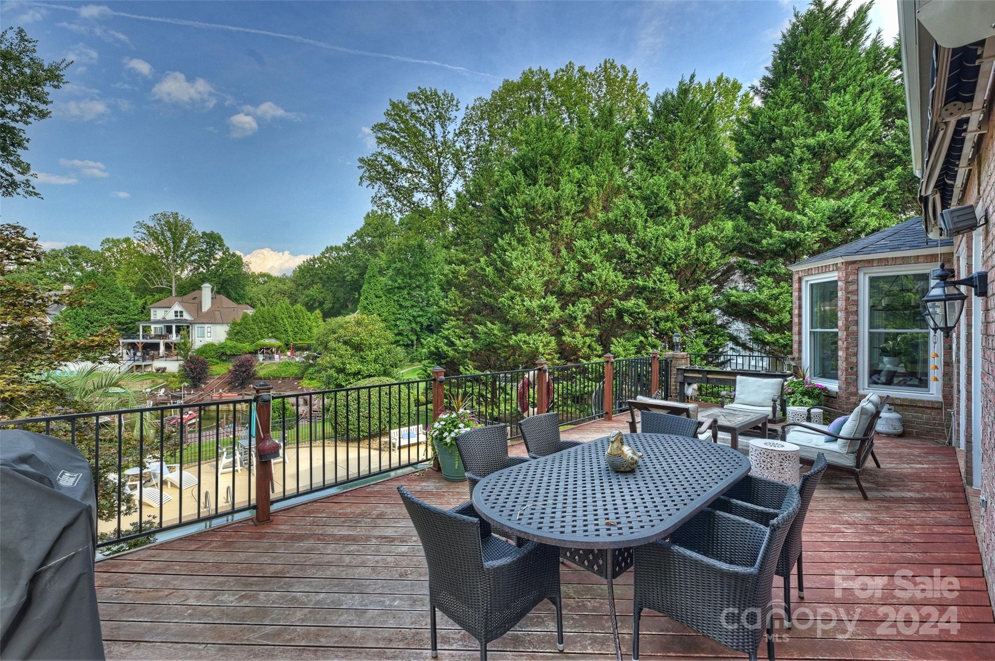 21420 Blakely Shores Drive