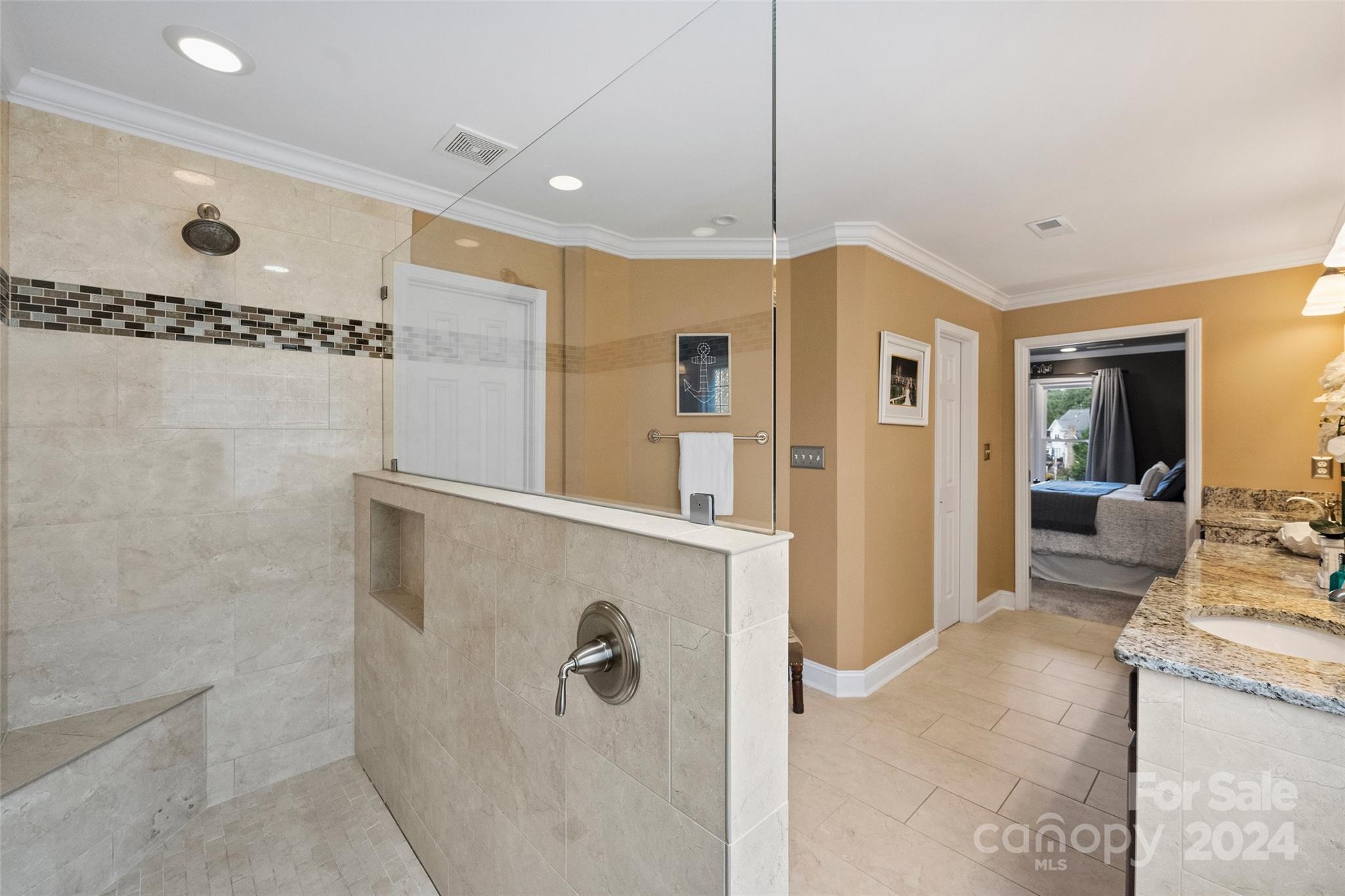 21420 Blakely Shores Drive