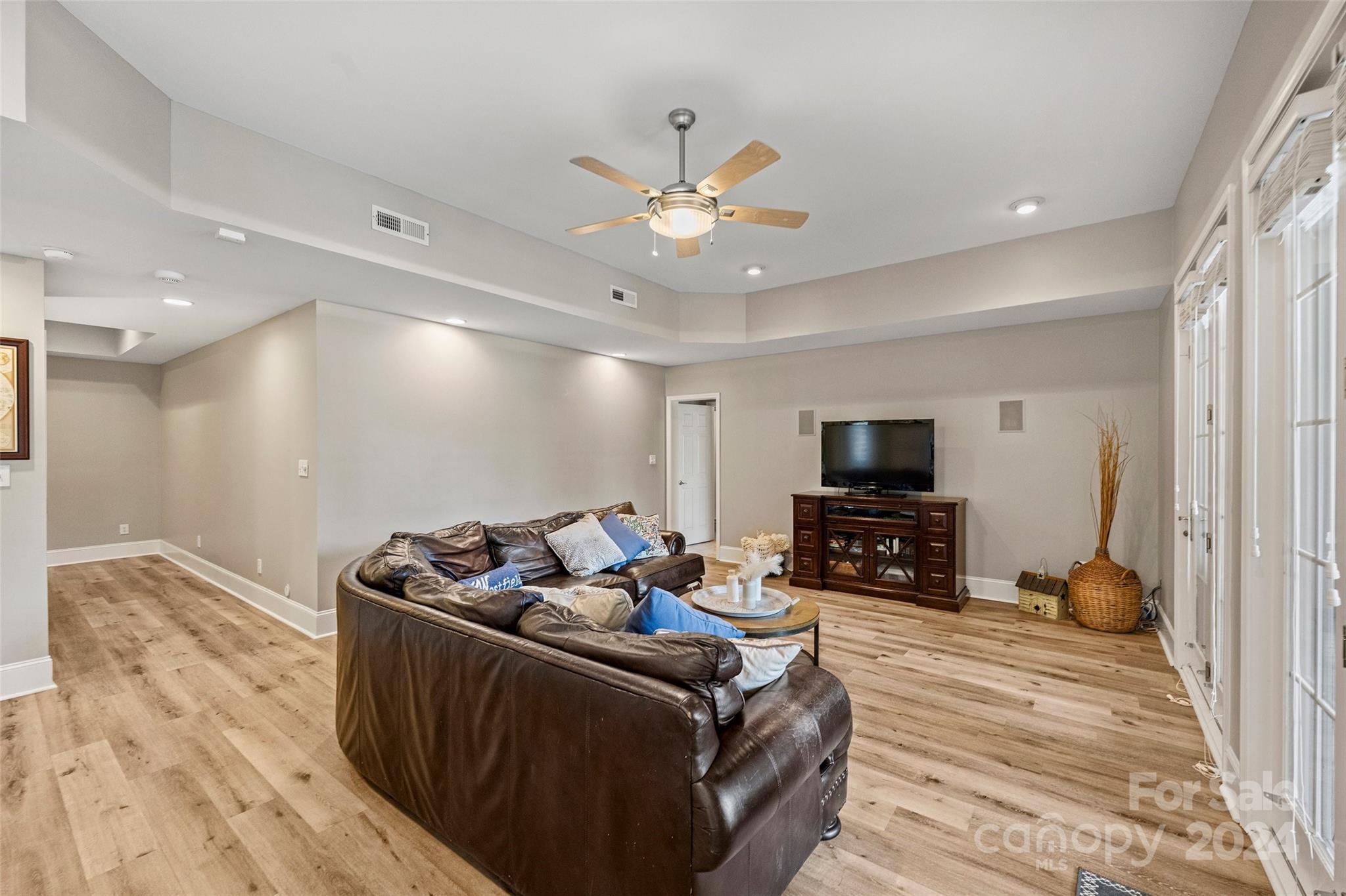 21420 Blakely Shores Drive