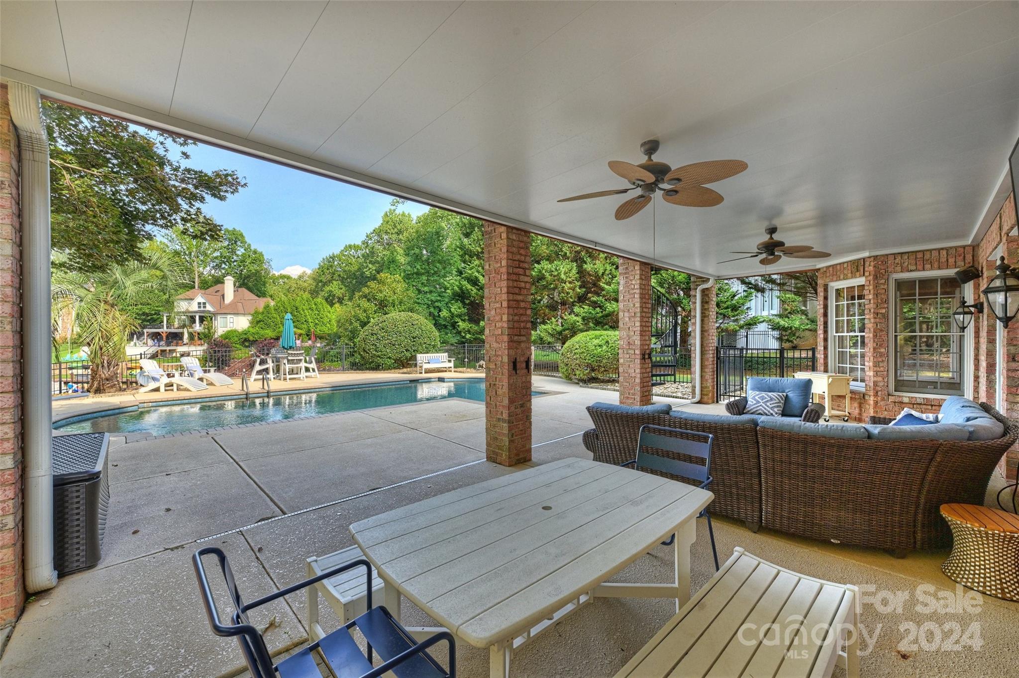 21420 Blakely Shores Drive