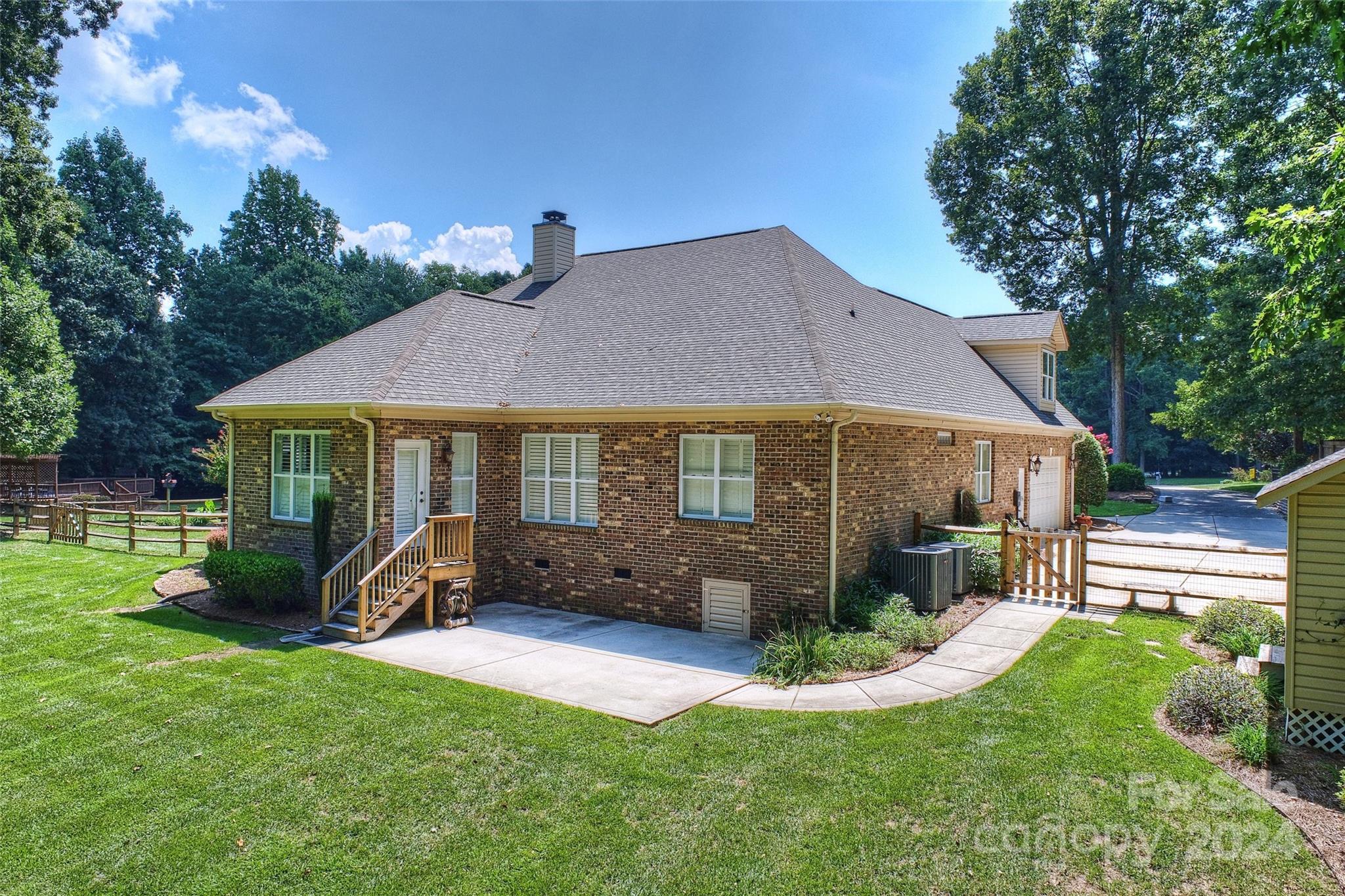 122 Barton Place