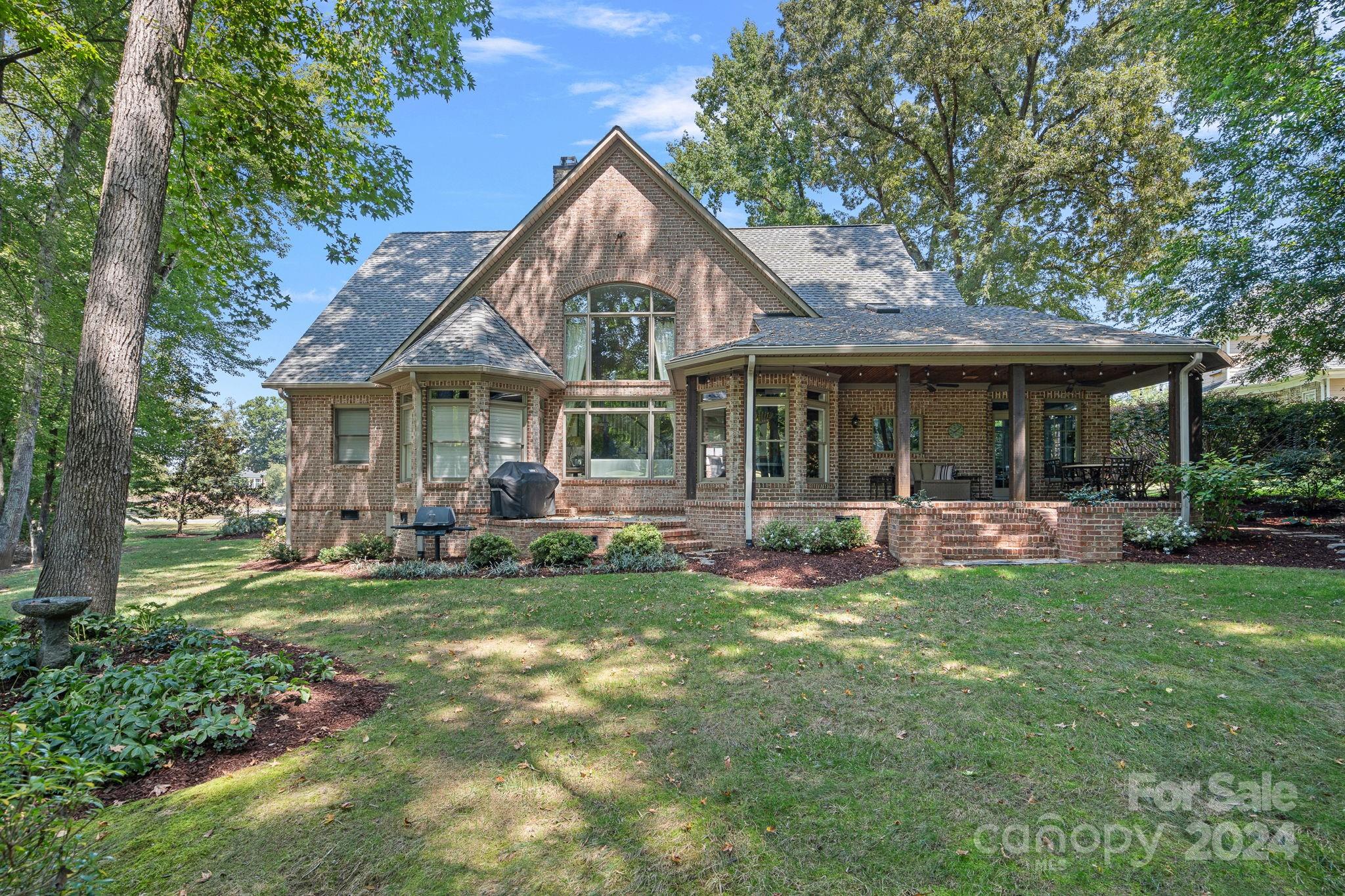 19316 River Falls Drive