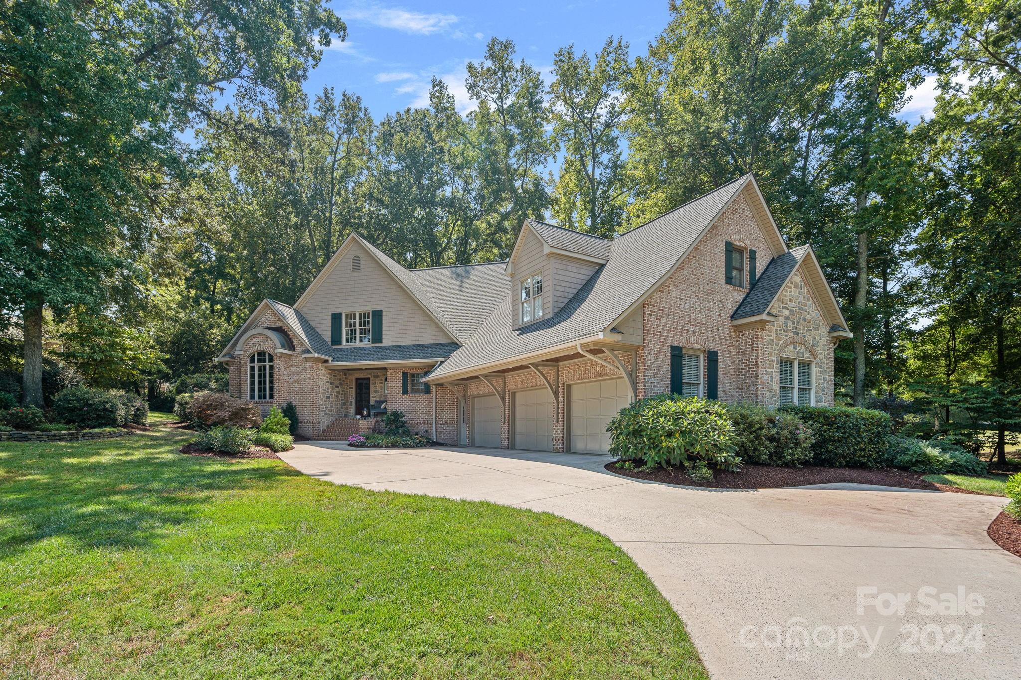 19316 River Falls Drive