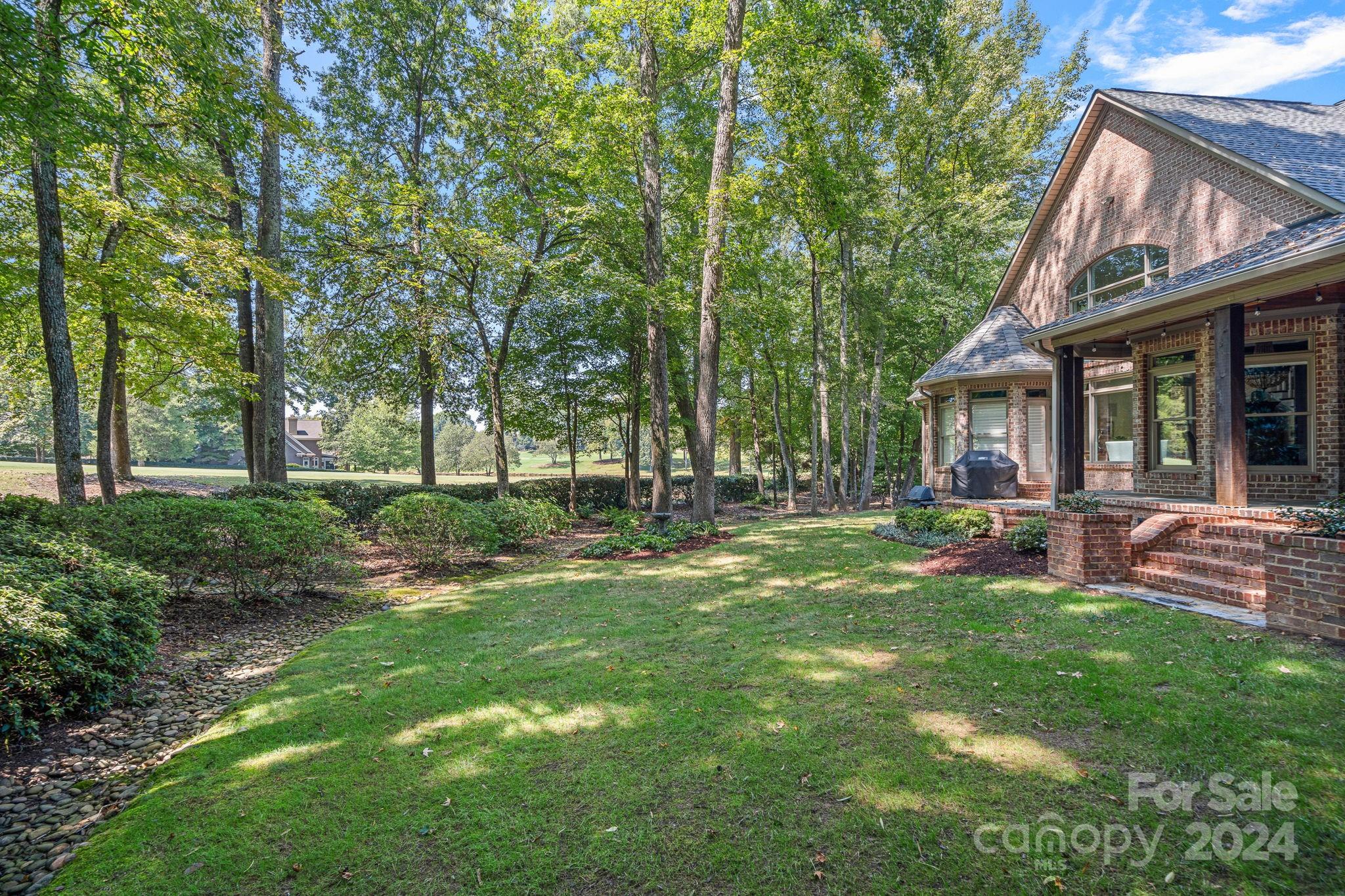 19316 River Falls Drive