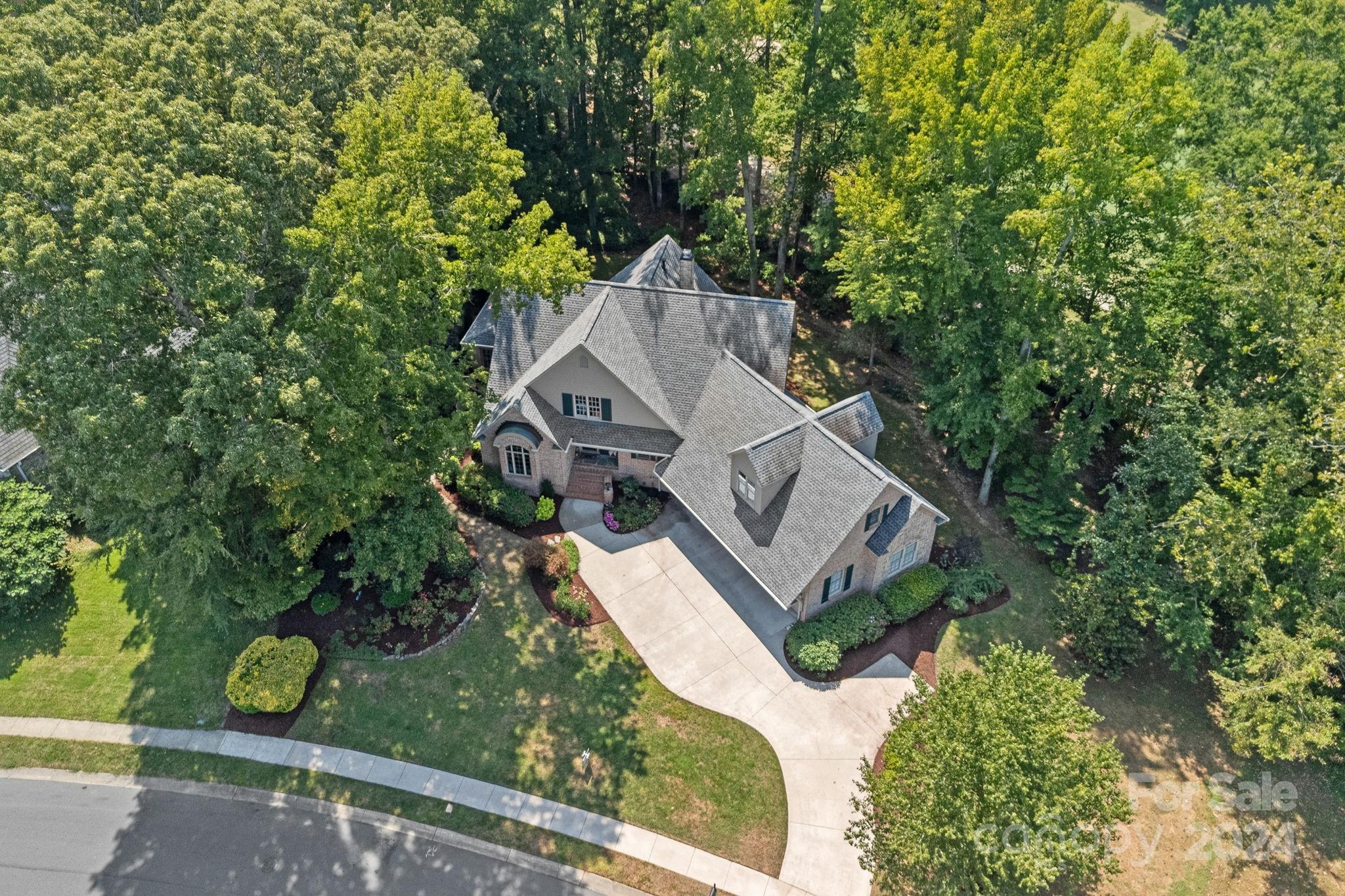 19316 River Falls Drive