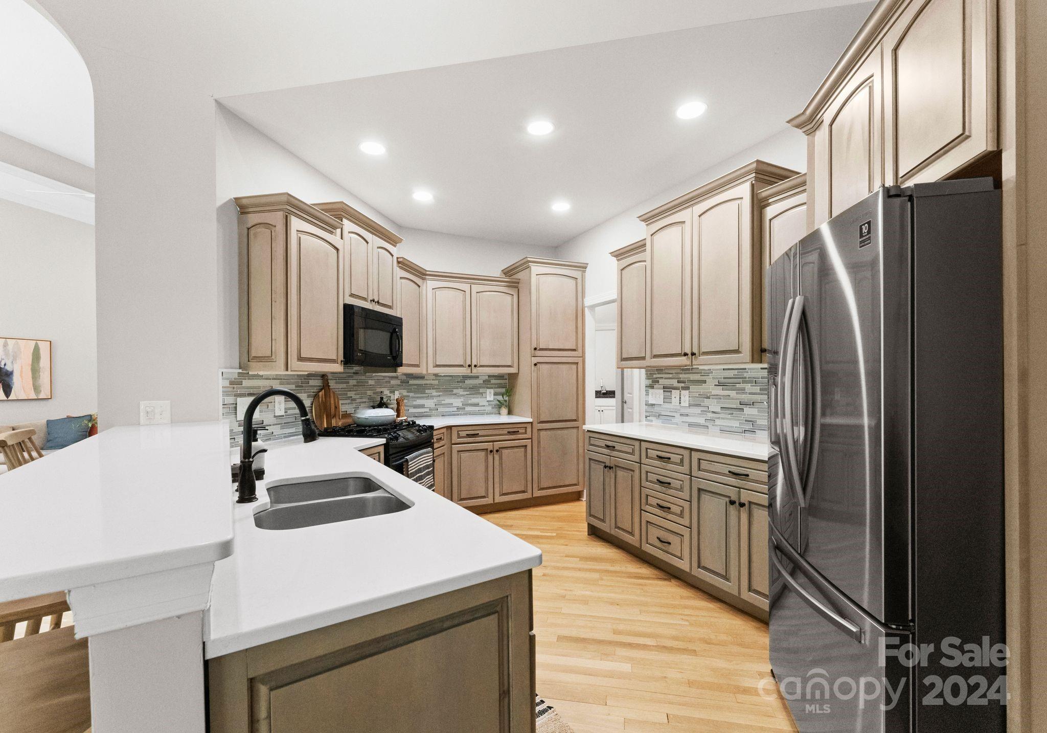 687 Normandy Road