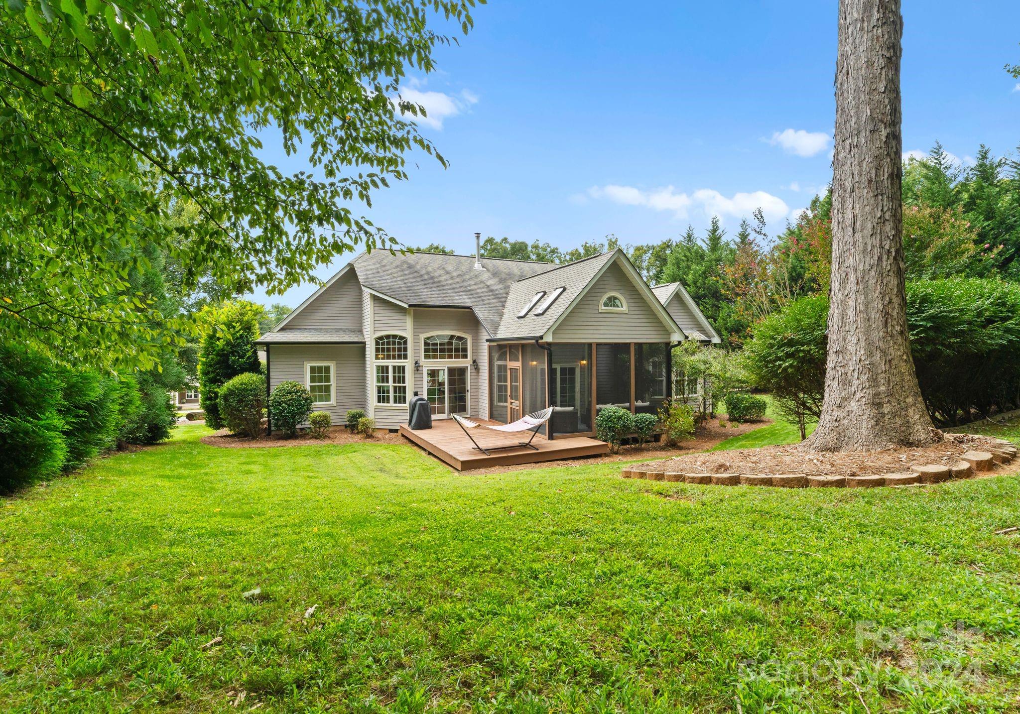 687 Normandy Road