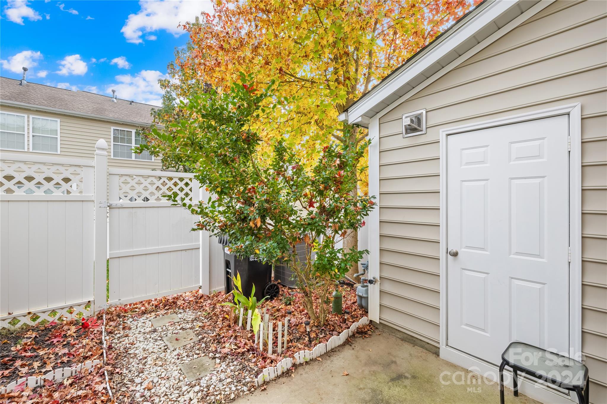 452 River Park Road