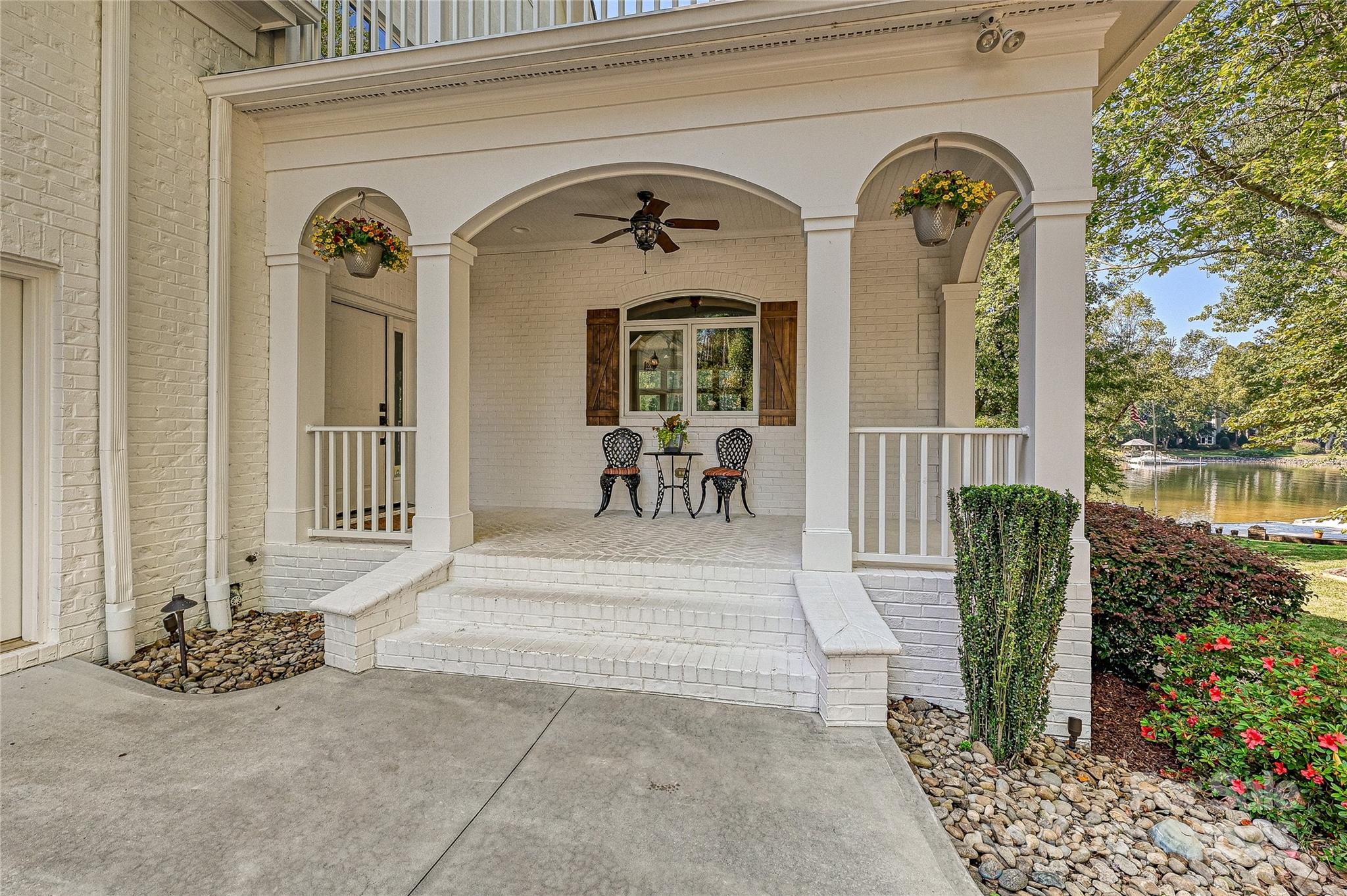 19100 Mary Ardrey Circle