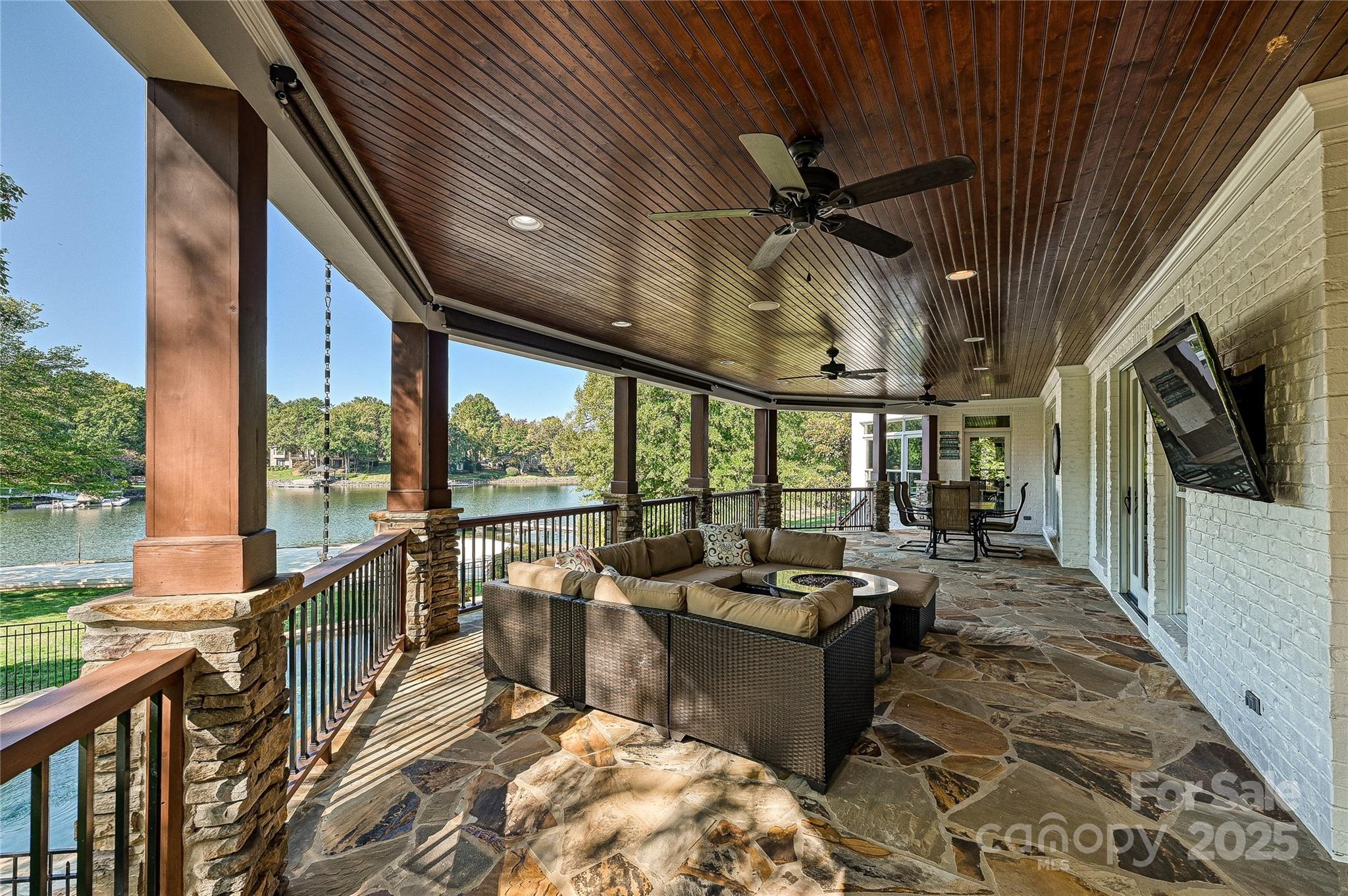 19100 Mary Ardrey Circle