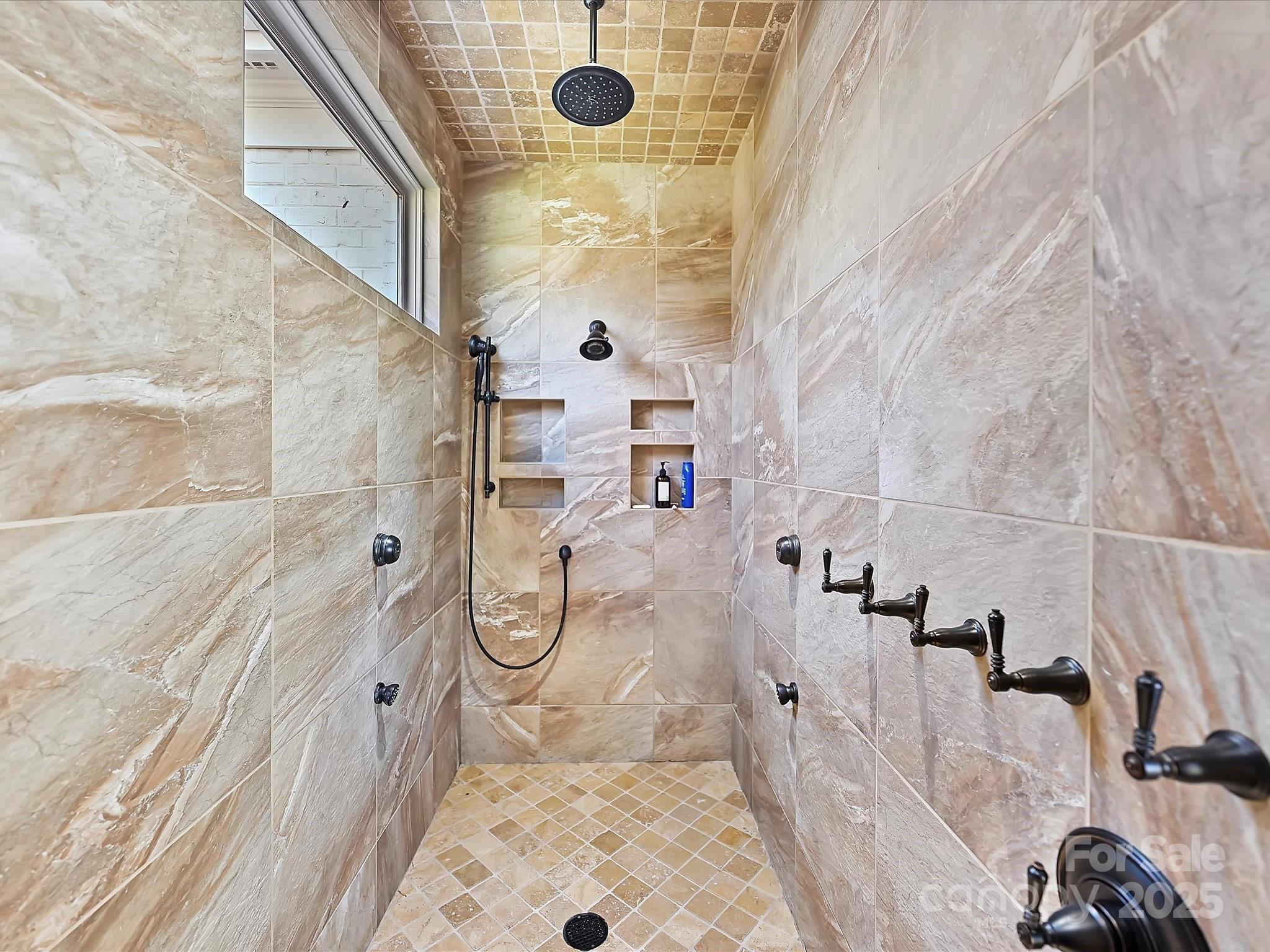 19100 Mary Ardrey Circle