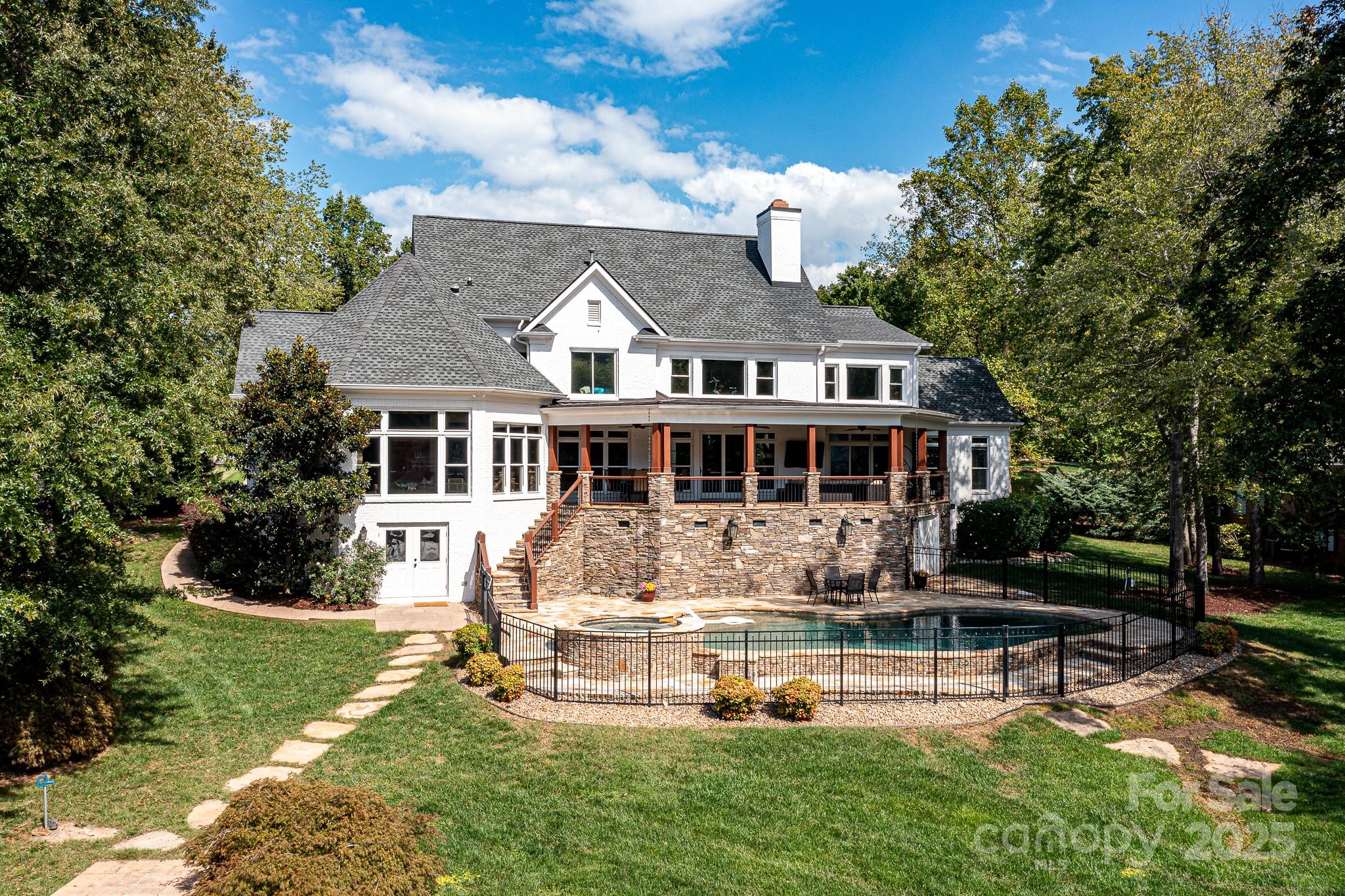 19100 Mary Ardrey Circle