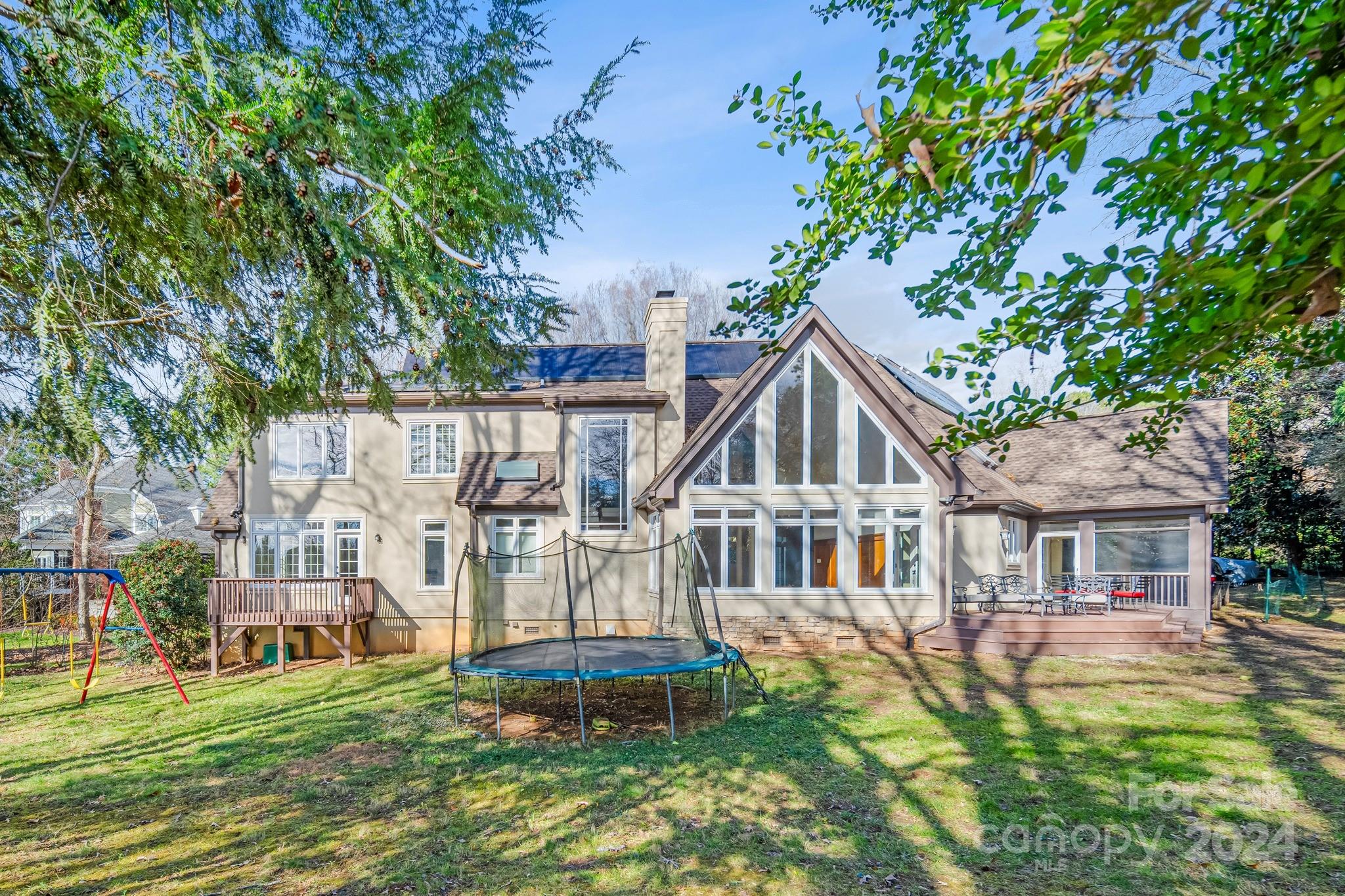 1334 Hudson Place