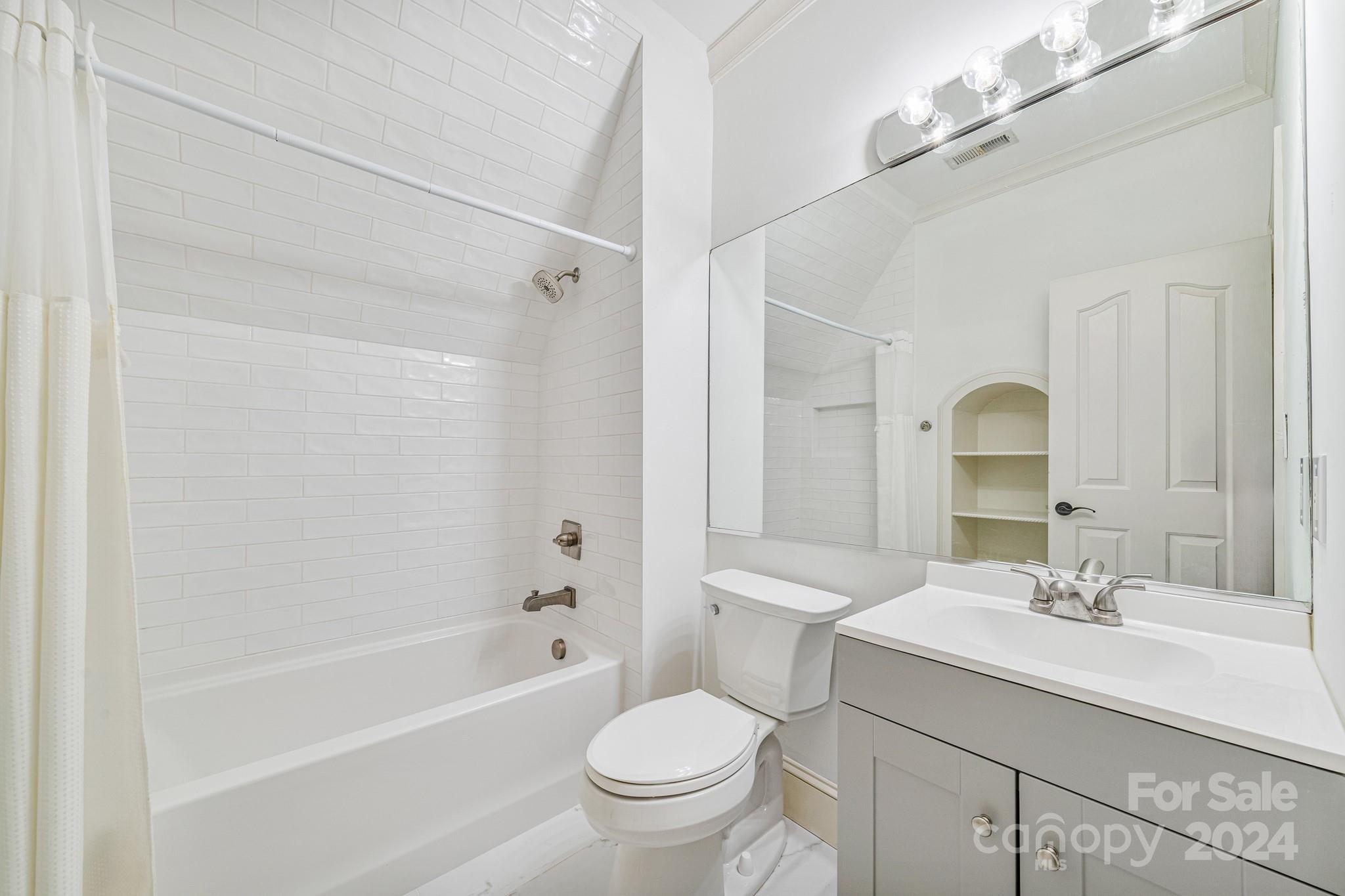 1334 Hudson Place