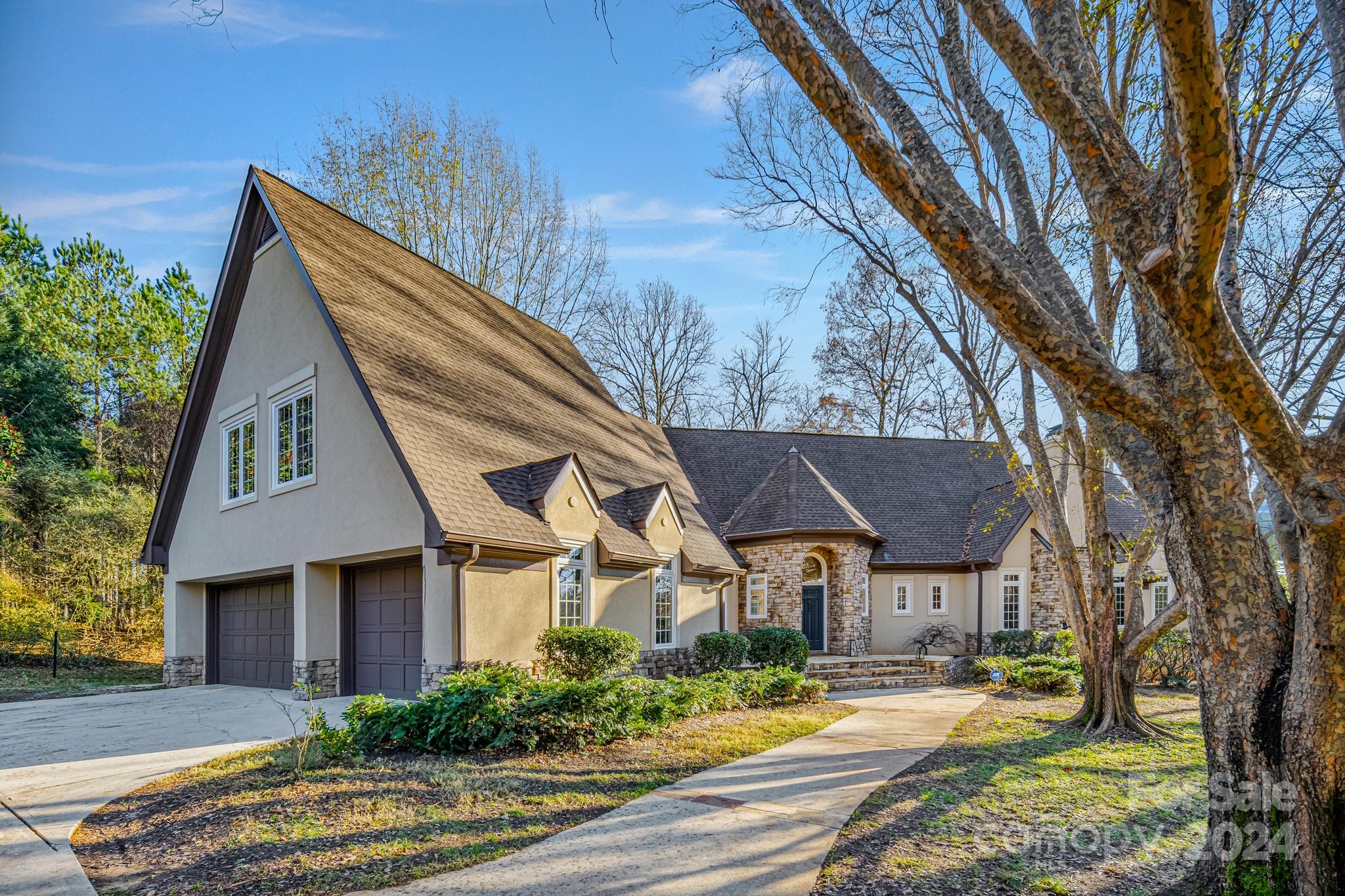 1334 Hudson Place