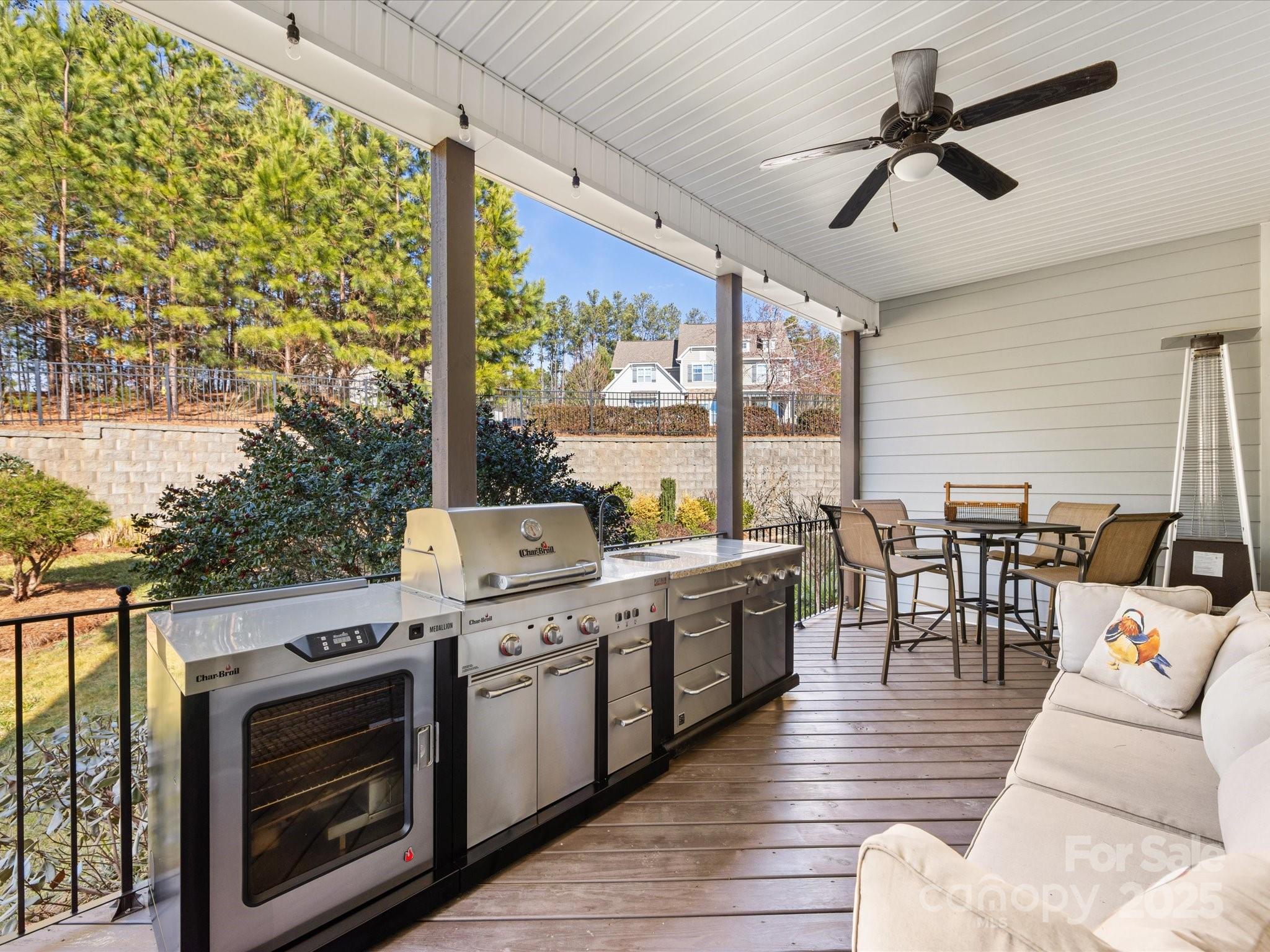 100 S Centurion Lane