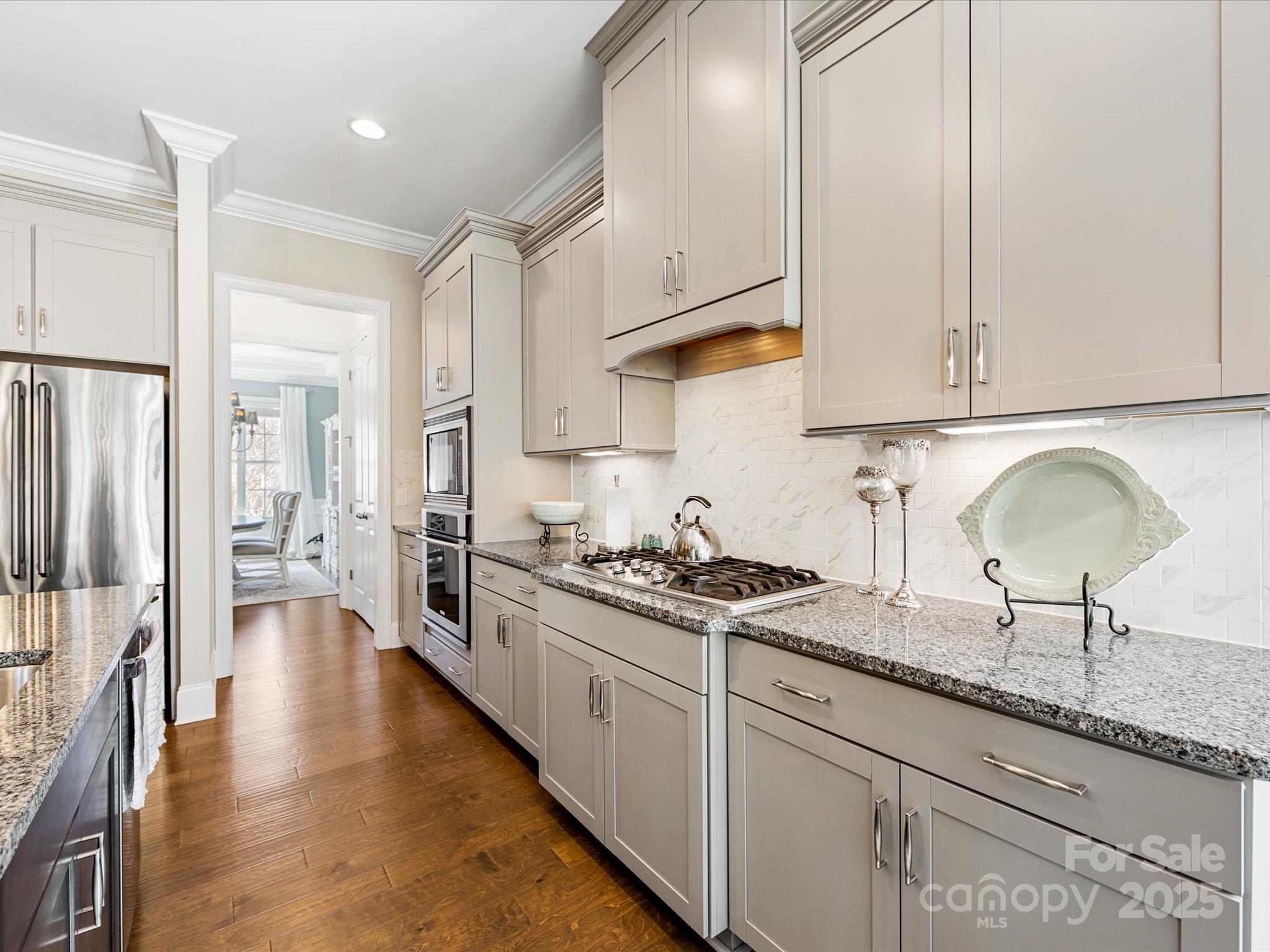 100 S Centurion Lane