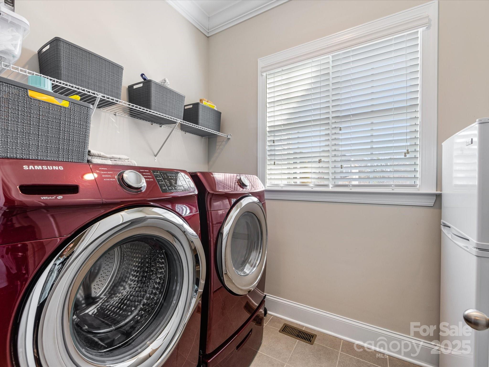 100 S Centurion Lane
