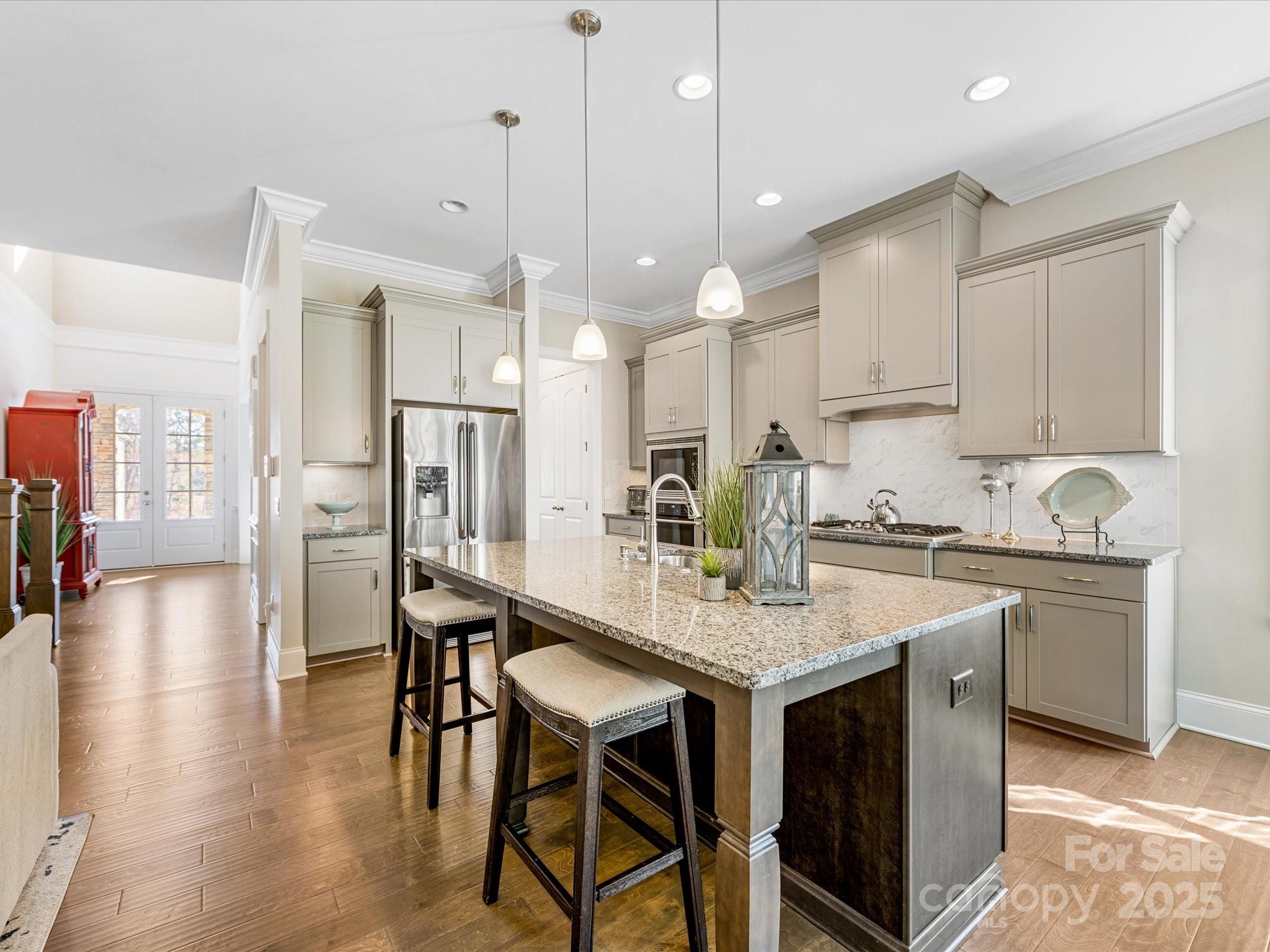 100 S Centurion Lane
