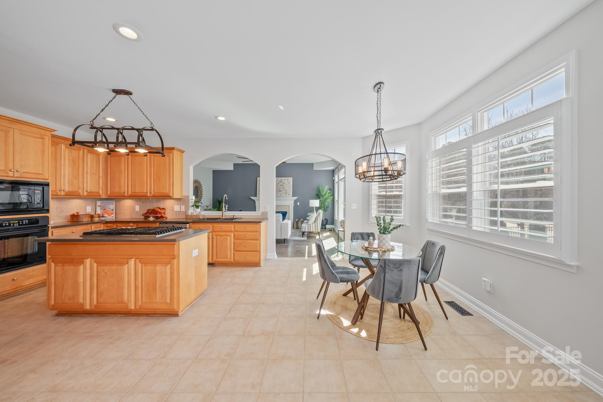 11420 Canoe Cove Lane