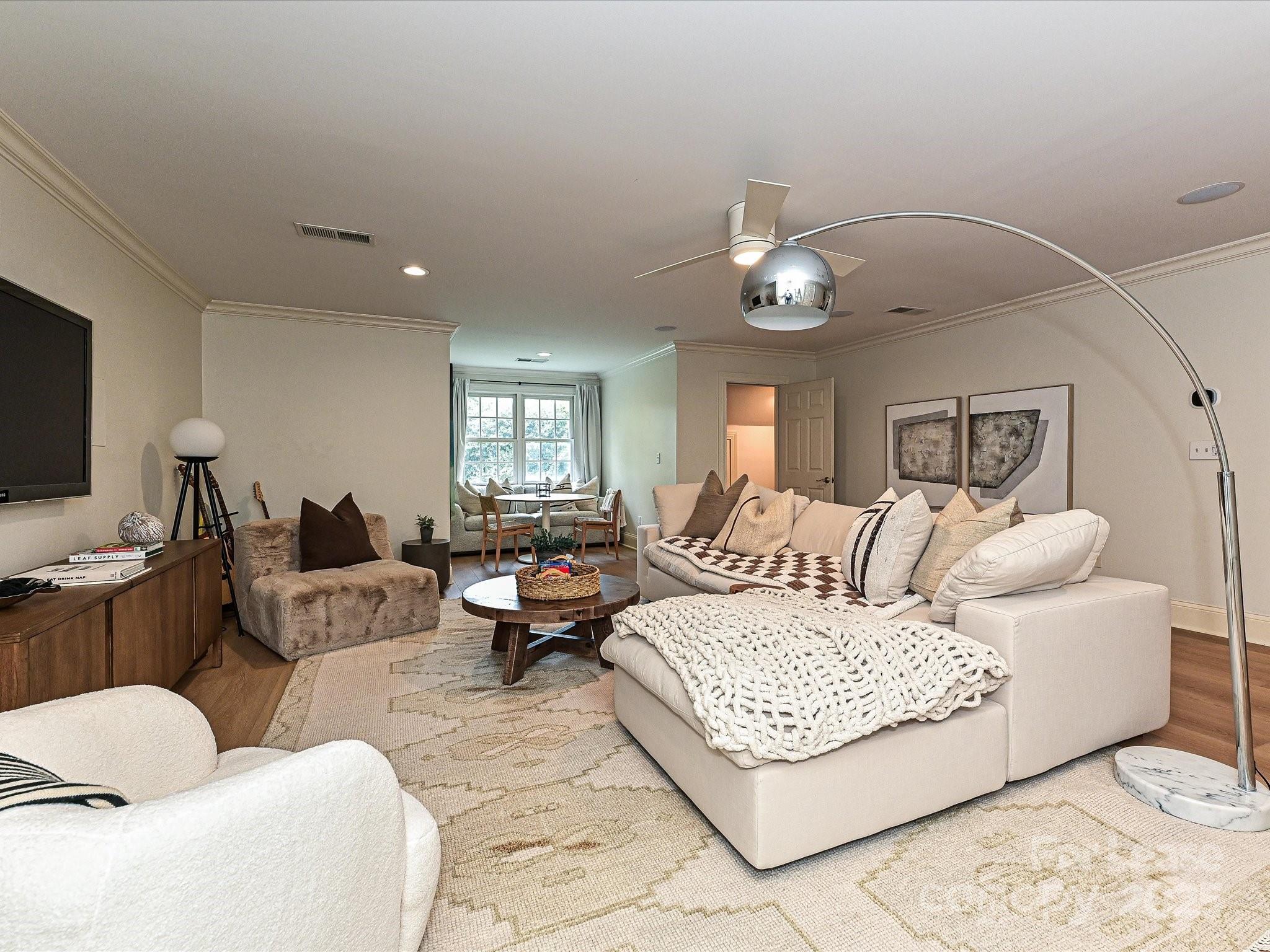 1126 Concord Road