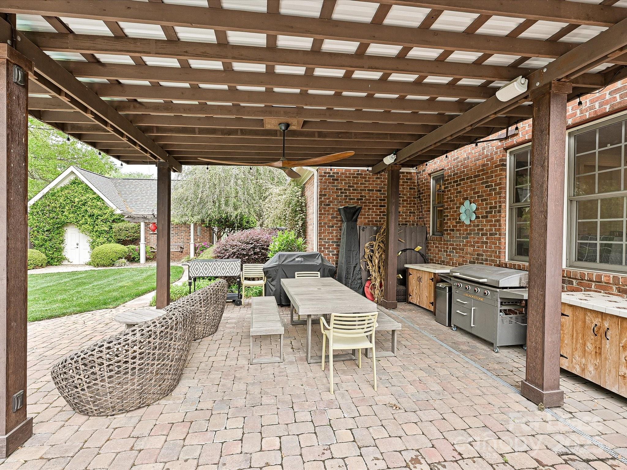 1126 Concord Road