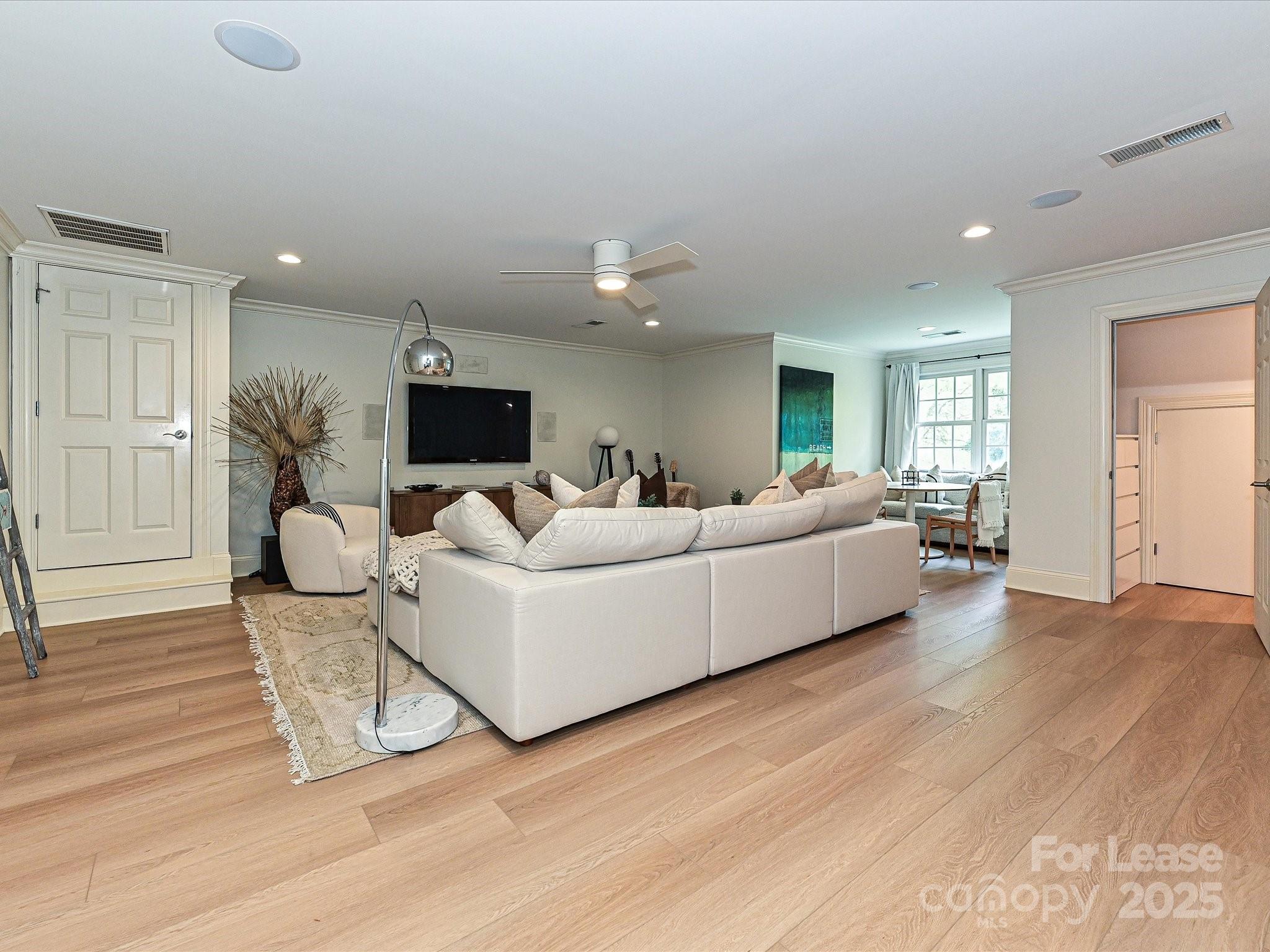 1126 Concord Road